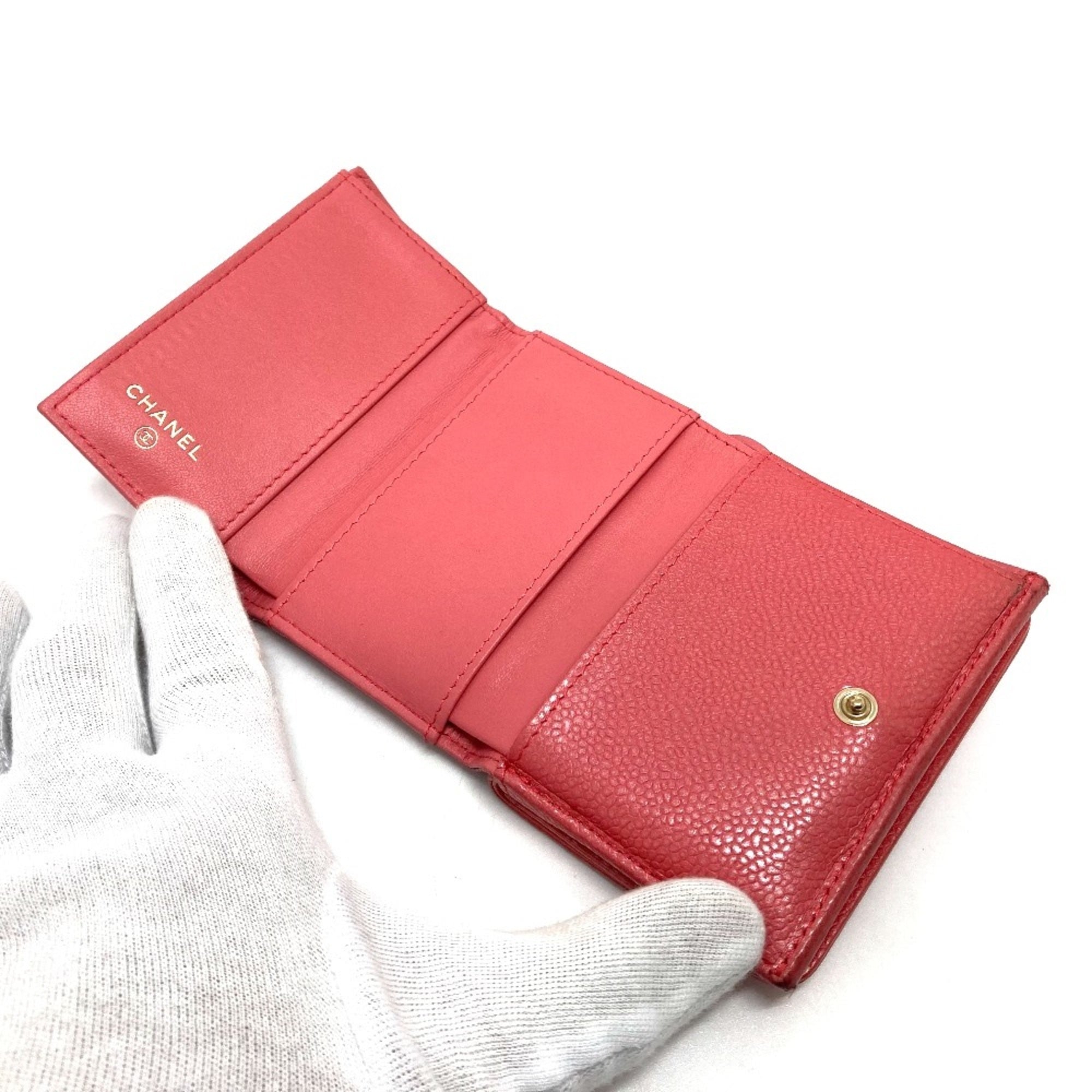 Chanel Pink Leather Wallet (Tri-Fold) (Pre-Owned)