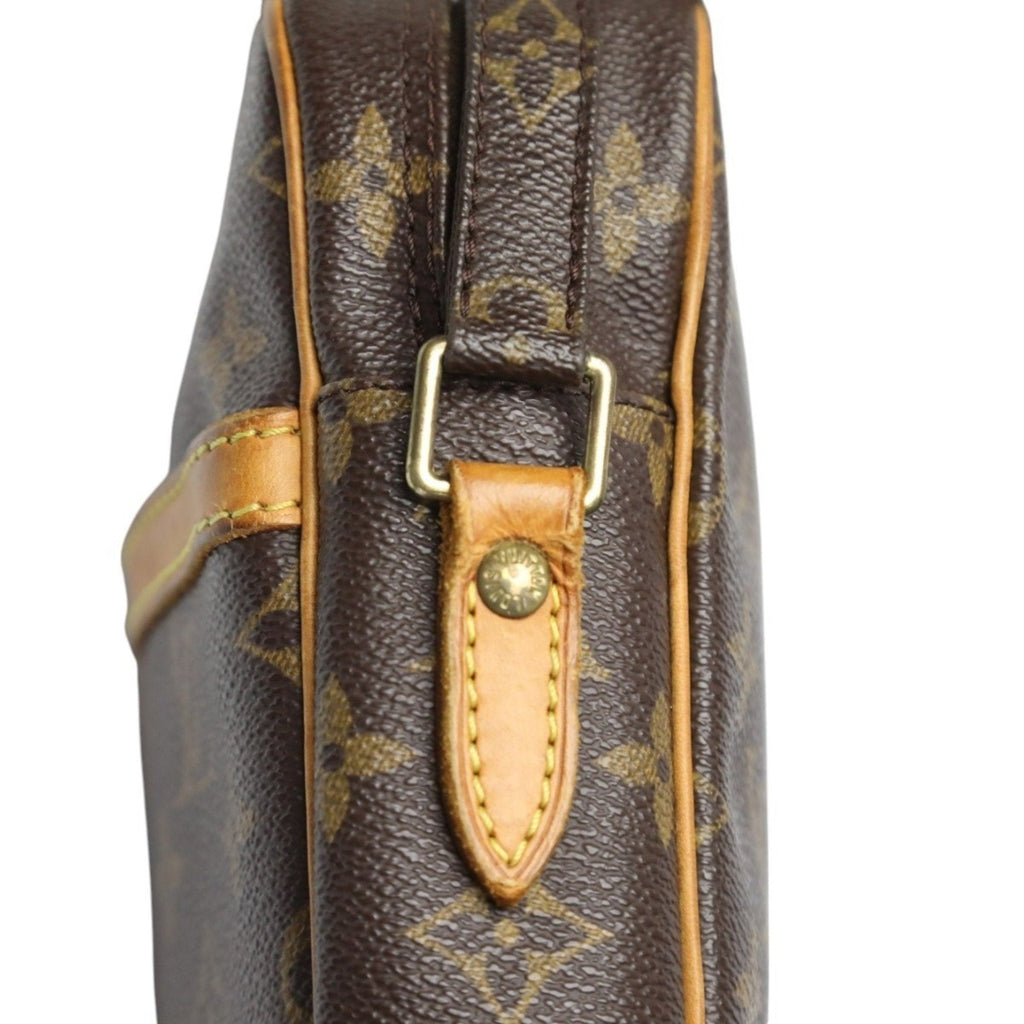 Louis Vuitton Brown Monogram Canvas Shoulder Bag (Pre-Owned)