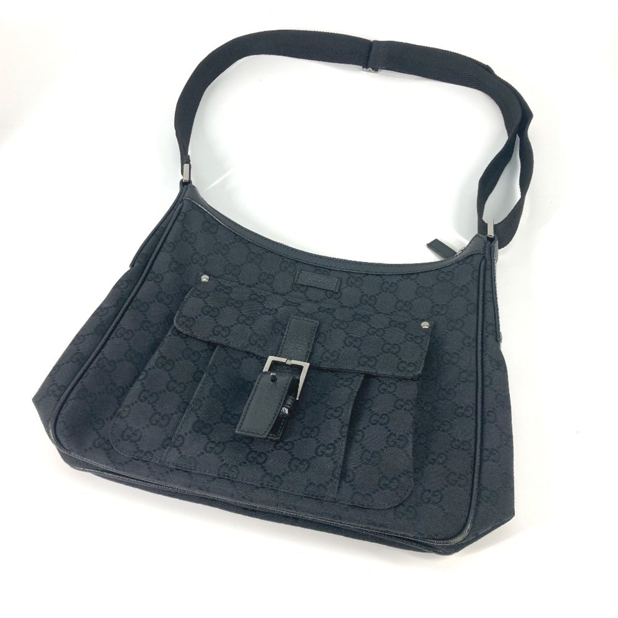 Gucci Black Gg Canvas Shoulder Bag (Pre-Owned)