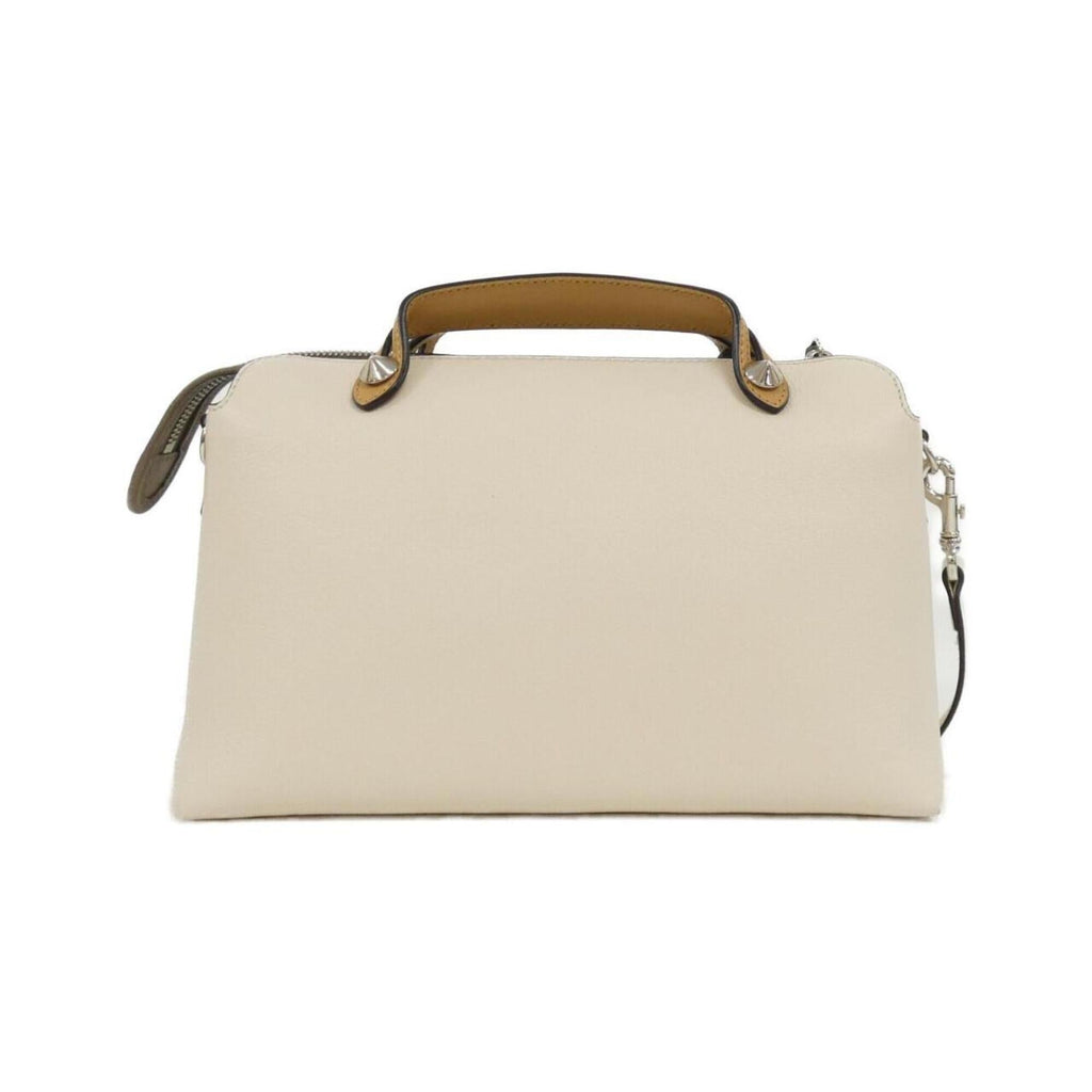 Fendi Beige Leather Handbag (Pre-Owned)