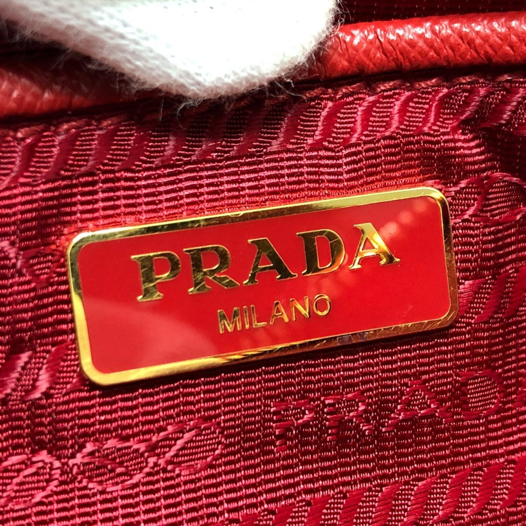 Prada Red Color Nylon Pochette Shoulder Bag (Pre-Owned)