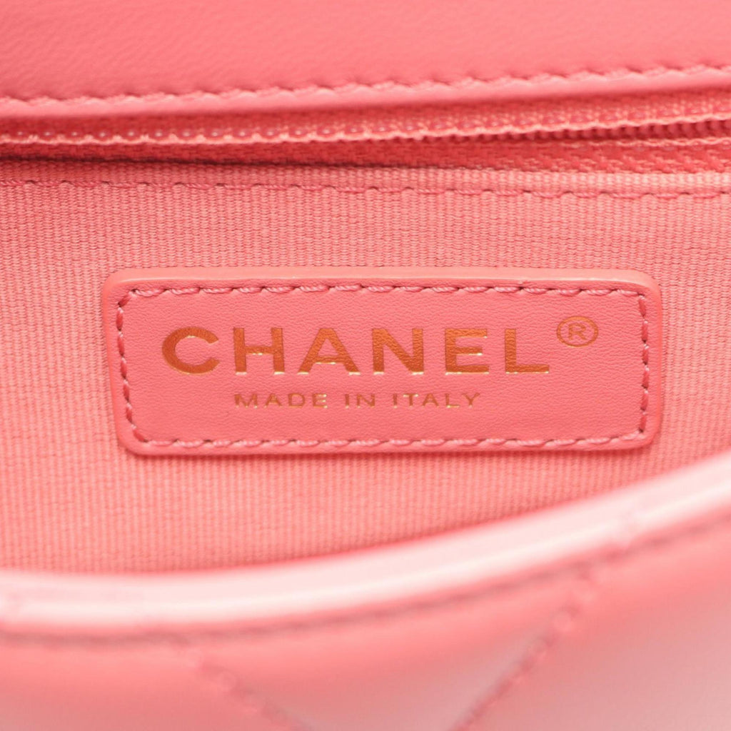 Chanel Pink Leather Shoulder Bag (Pre-Owned)