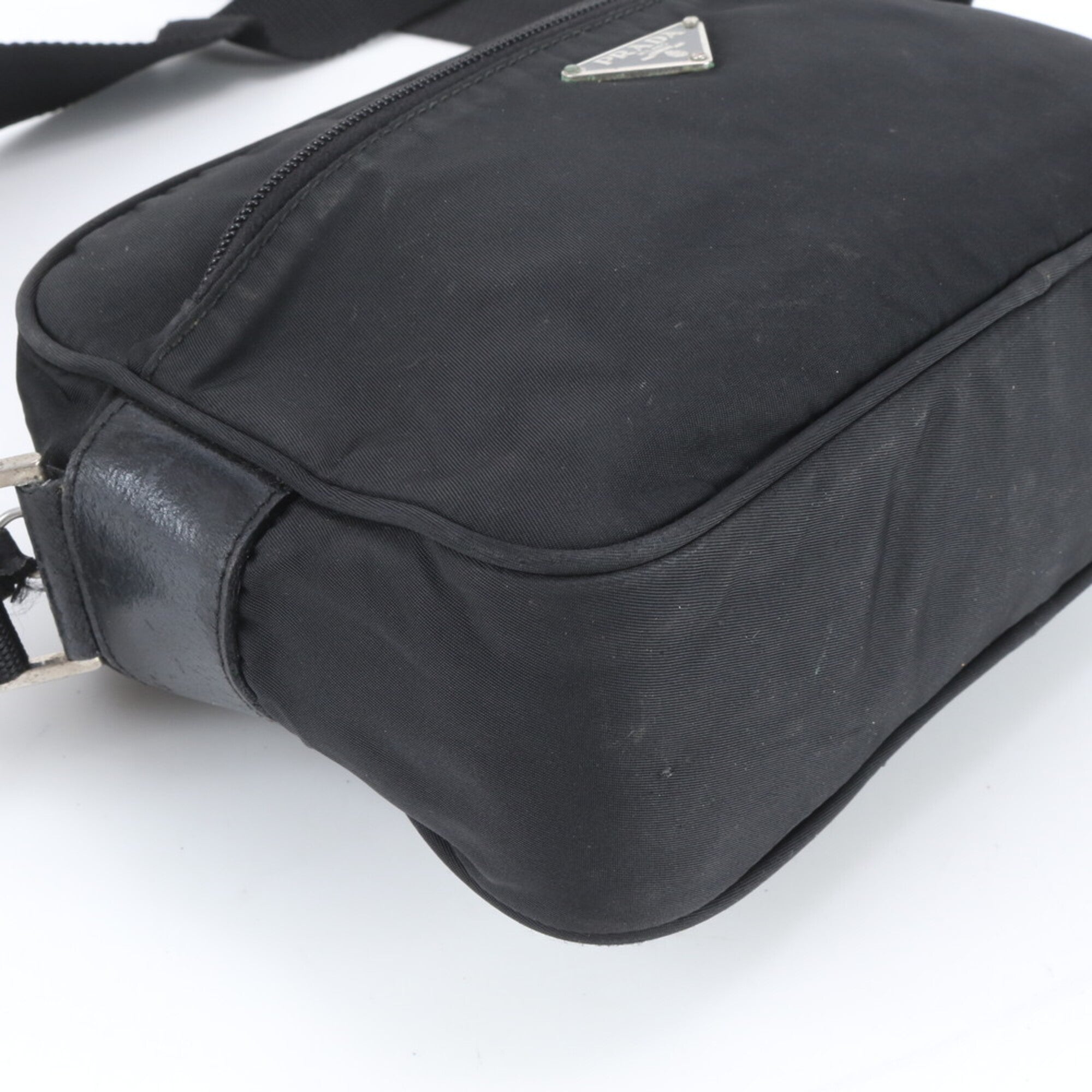 Prada Black Nylon Leather Shoulder Bag (Pre-Owned)