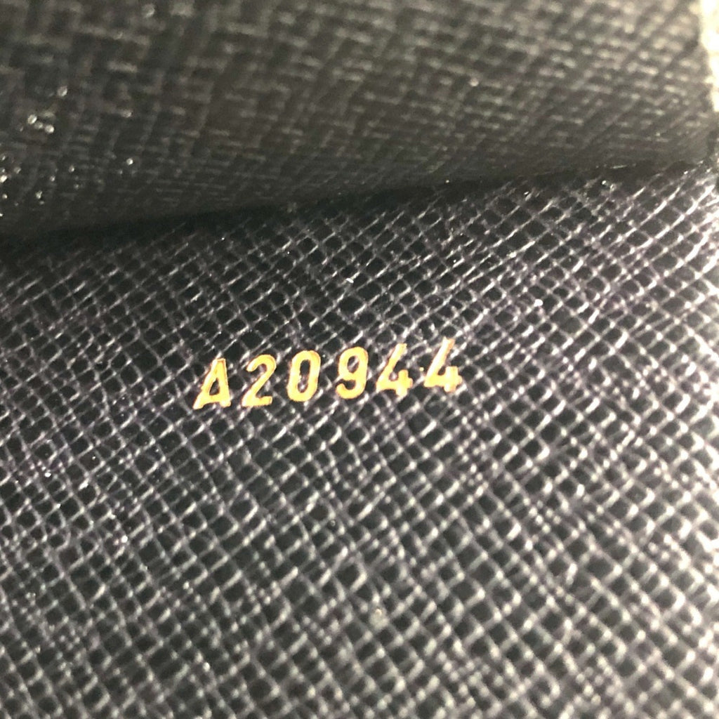 Louis Vuitton Black Epi Leather Handbag (Pre-Owned)