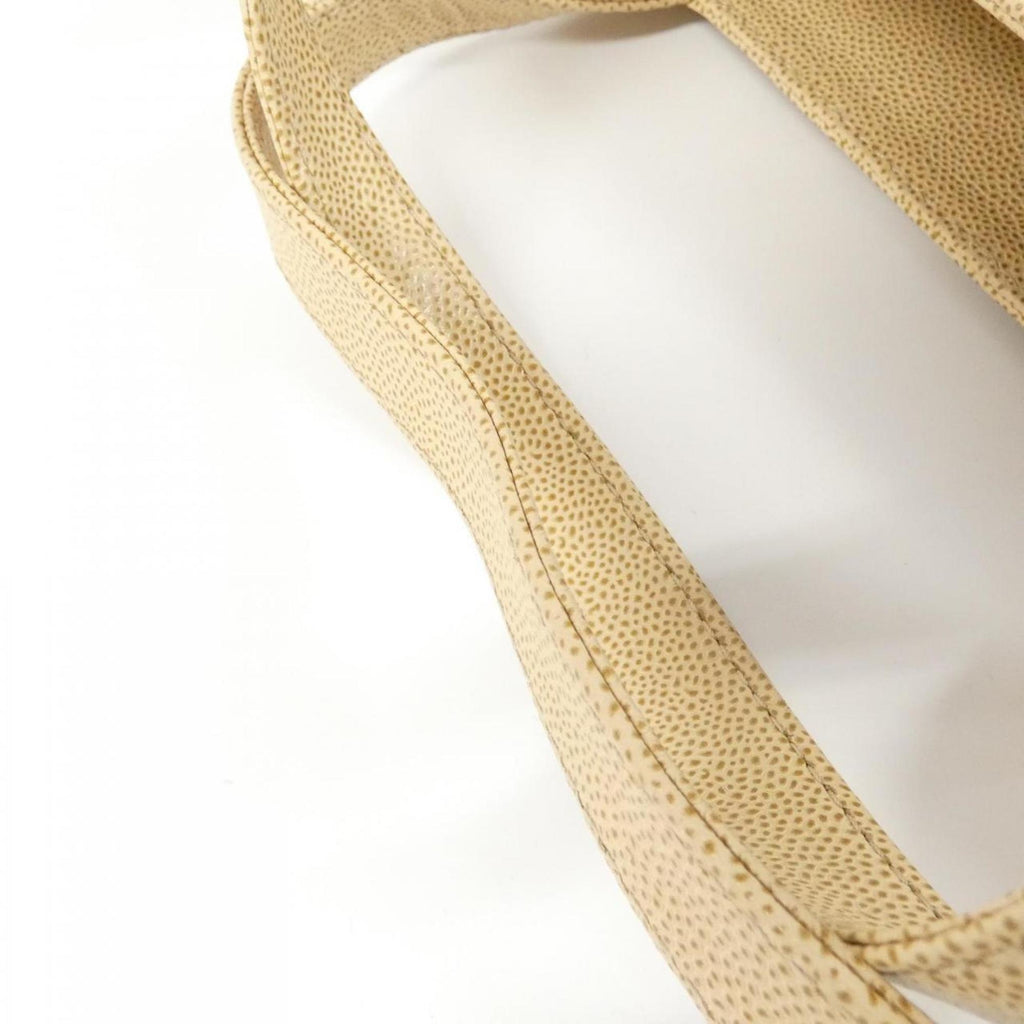 Chanel Beige Caviar Leather Handbag (Pre-Owned)