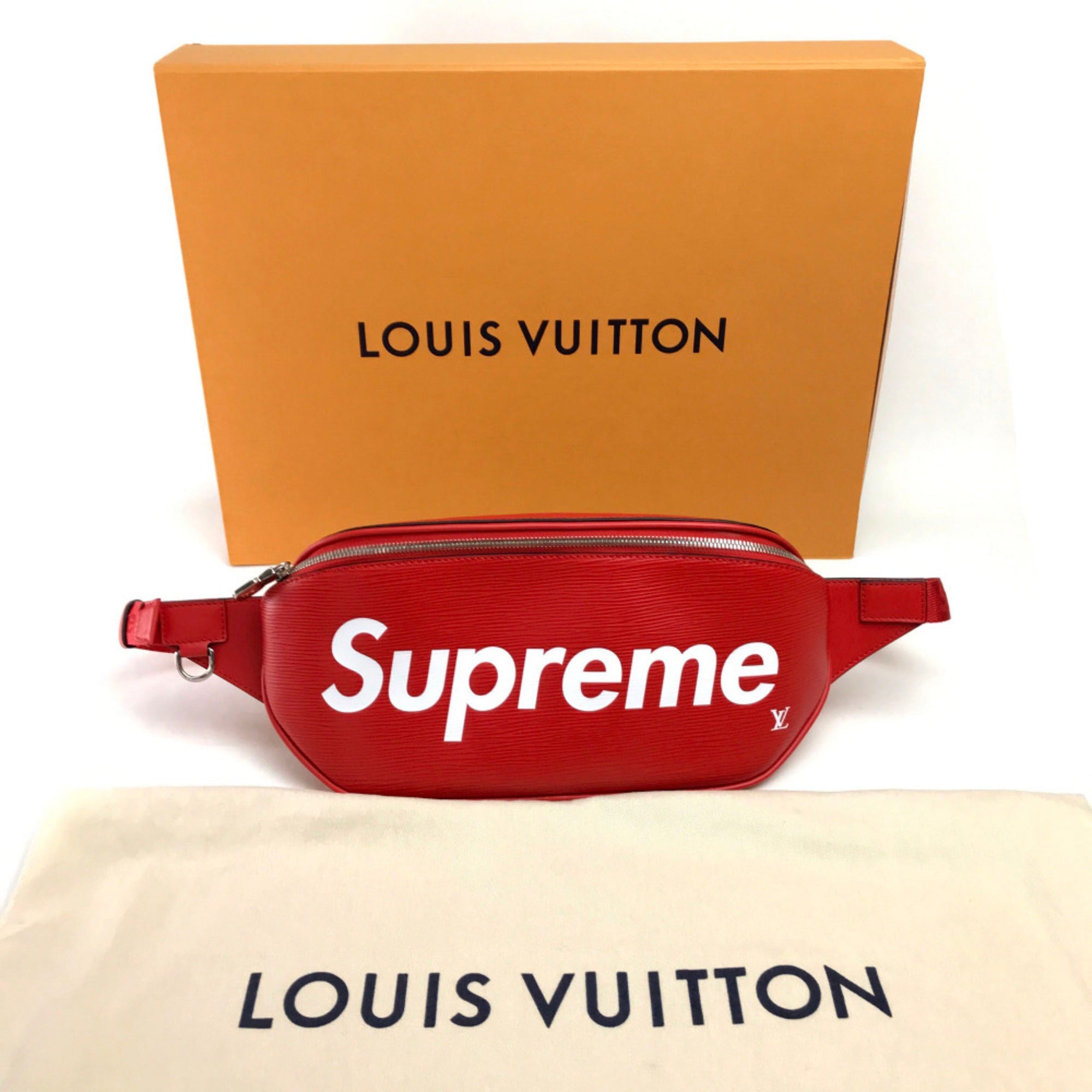 Louis Vuitton Red Leather Other (Pre-Owned)