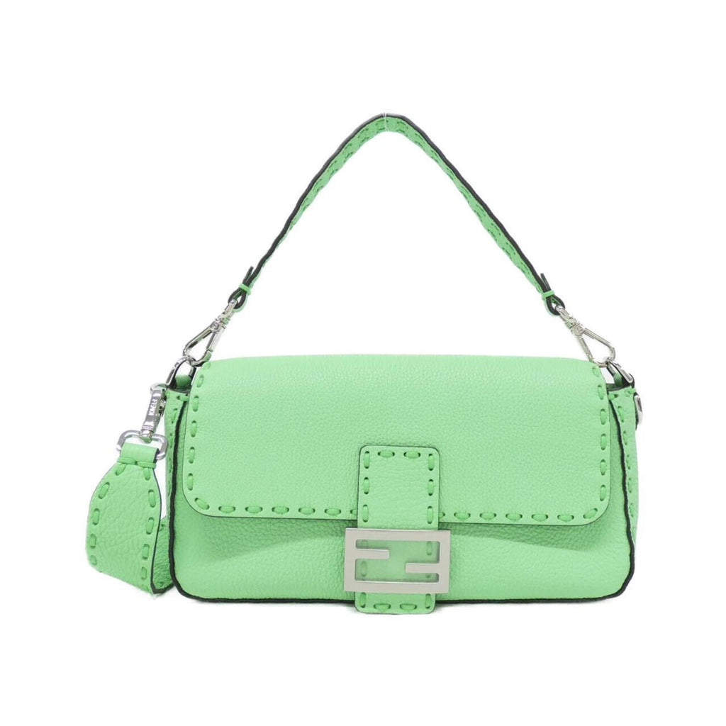 Fendi Green Leather Shoulder Bag (Pre-Owned)