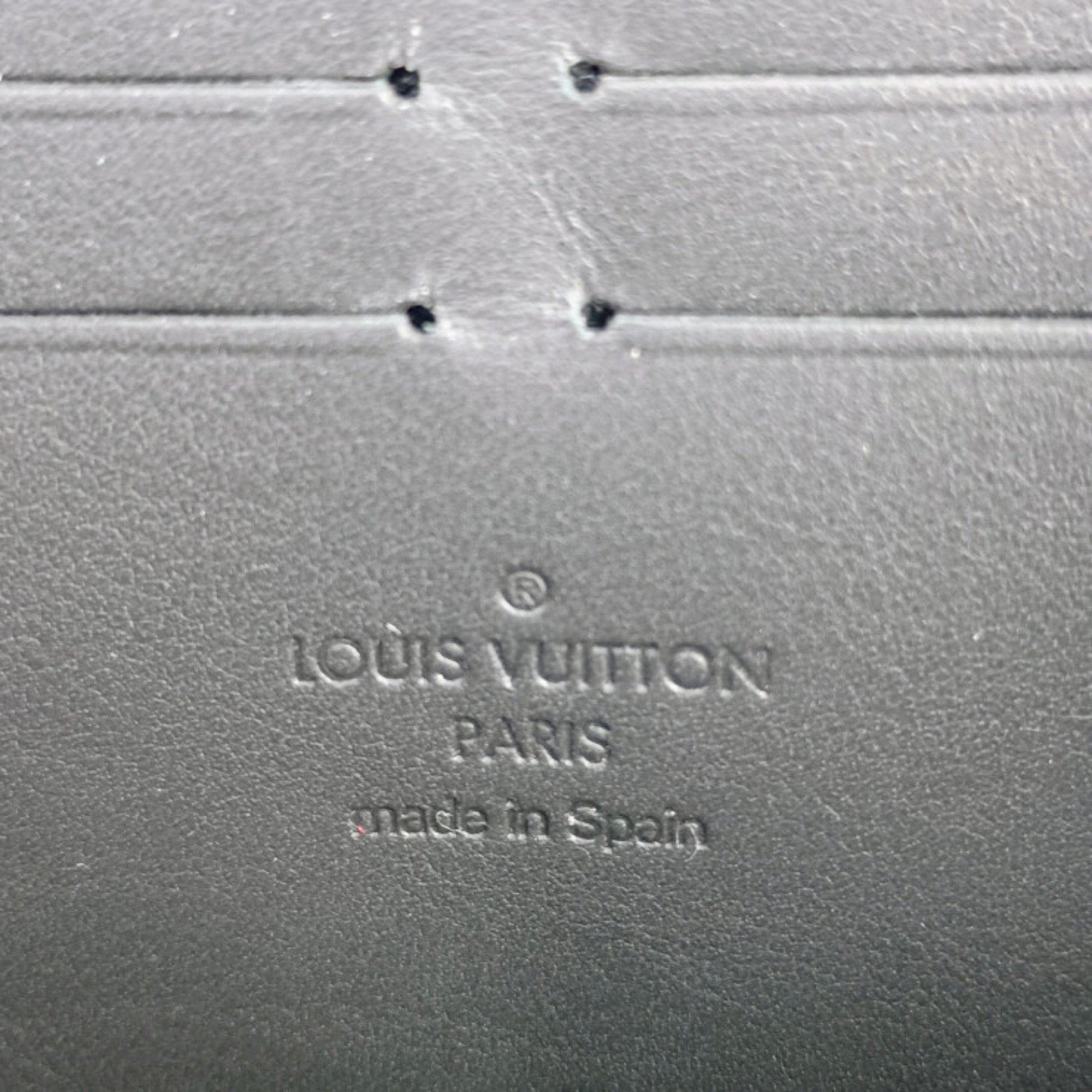 Louis Vuitton Black Leather Long Wallet (Bi-Fold) (Pre-Owned)