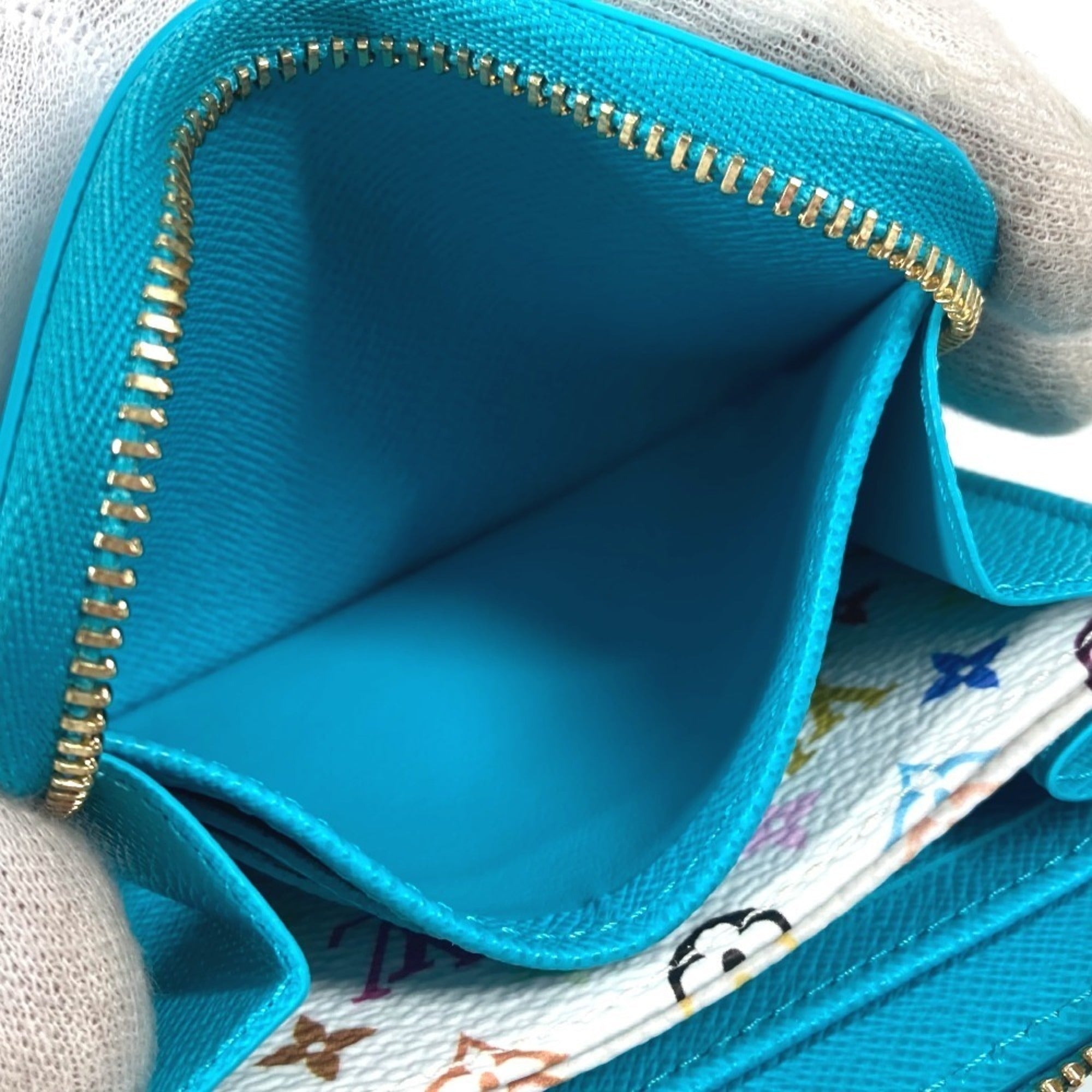 Louis Vuitton Epi Blue Epi Leather Coin Purse/Coin Case (Pre-Owned)
