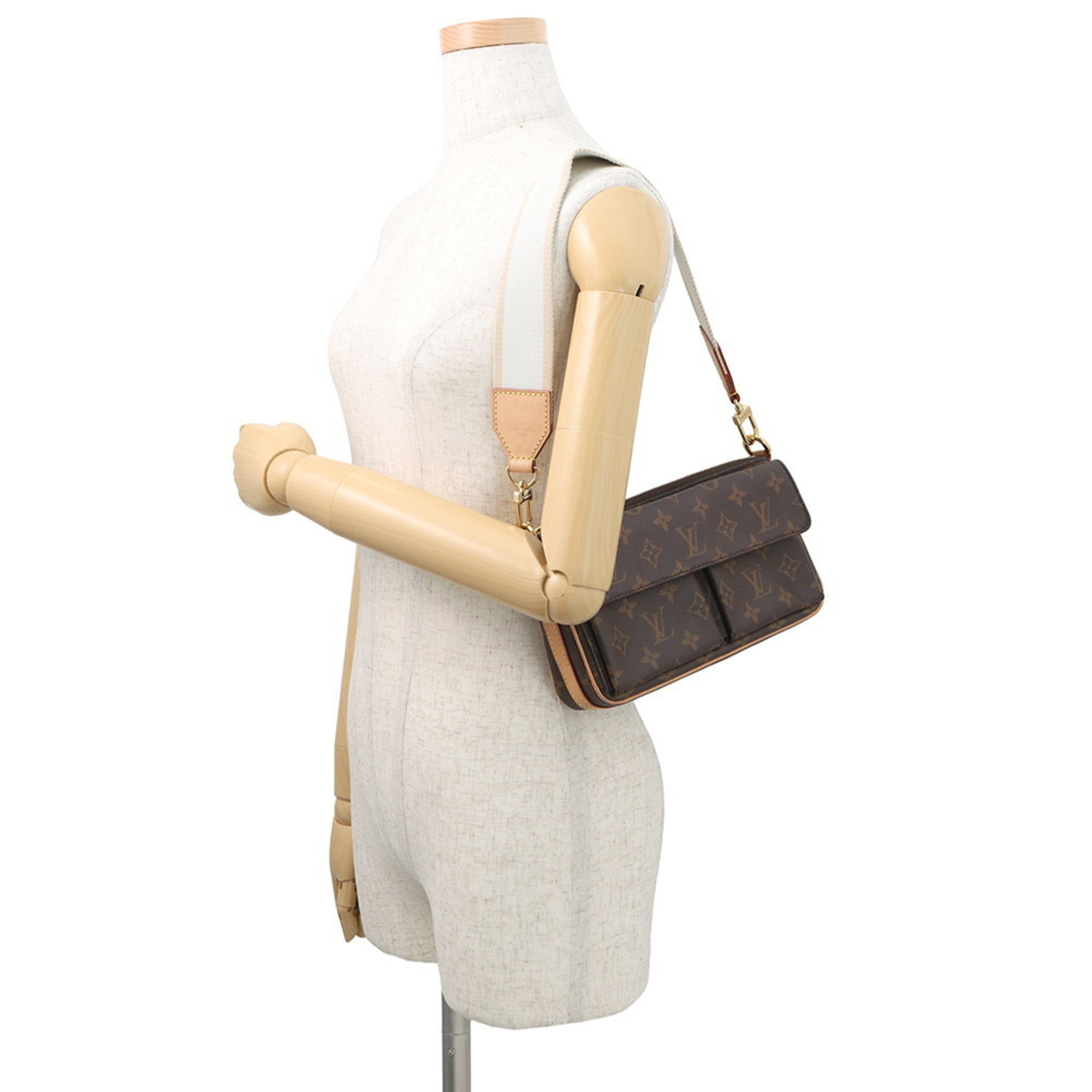 Louis Vuitton Monogram Brown Monogram Shoulder Bag (Pre-Owned)