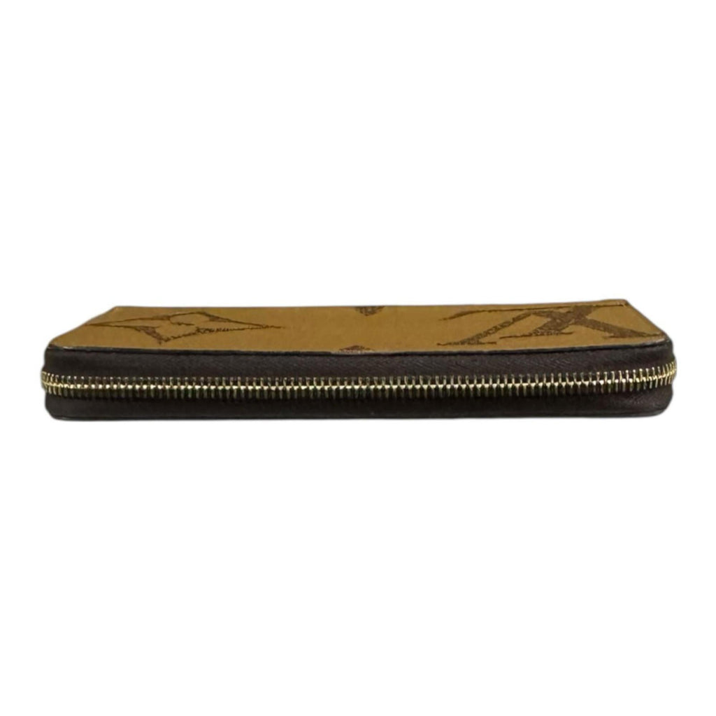 Louis Vuitton Brown Monogram Long Wallet (Bi-Fold) (Pre-Owned)