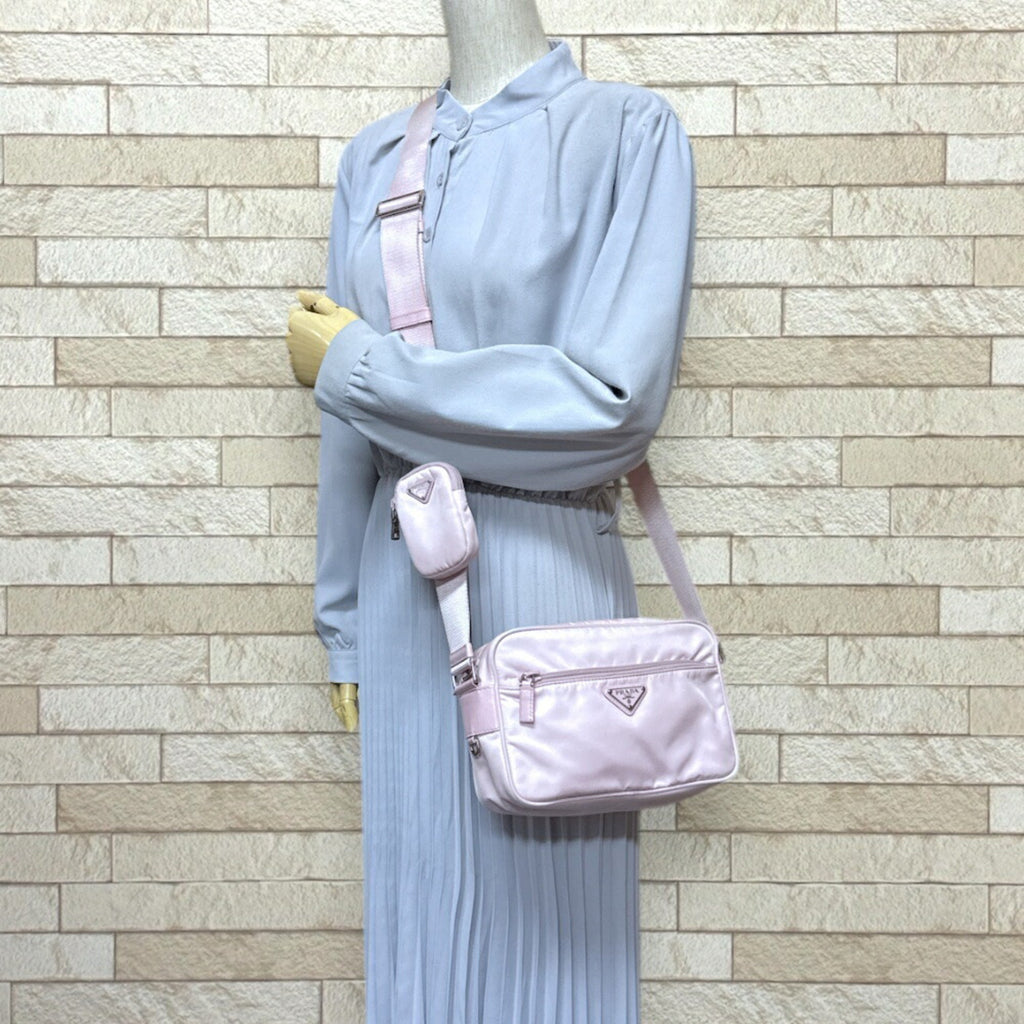 Prada Pink Nylon Shoulder Bag (Pre-Owned)