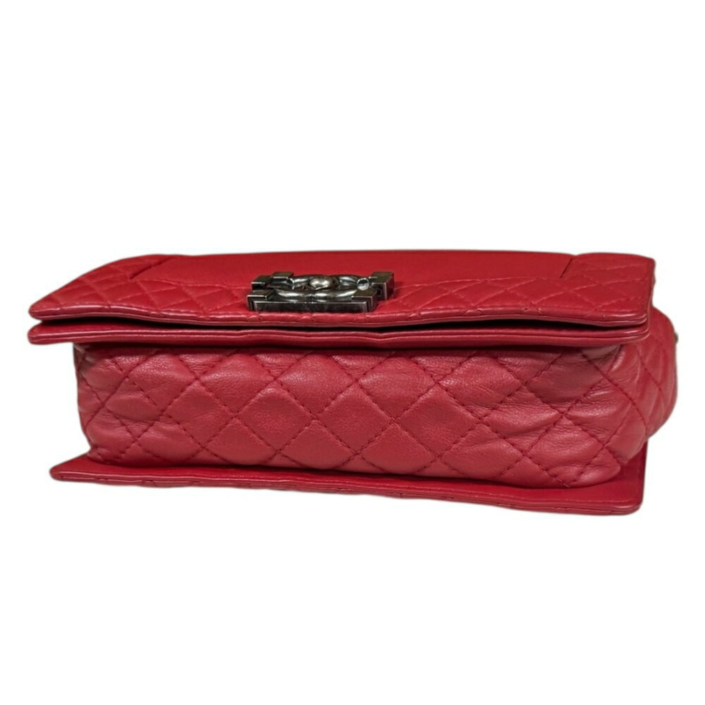 Chanel Boy Chanel Red Color Leather Shoulder Bag (Pre-Owned)