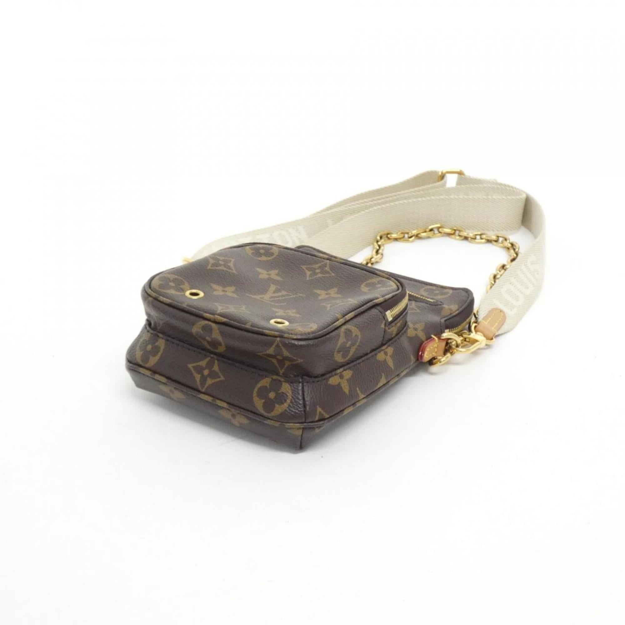 Louis Vuitton Marron Coated Canvas Shoulder Bag (Pre-Owned)