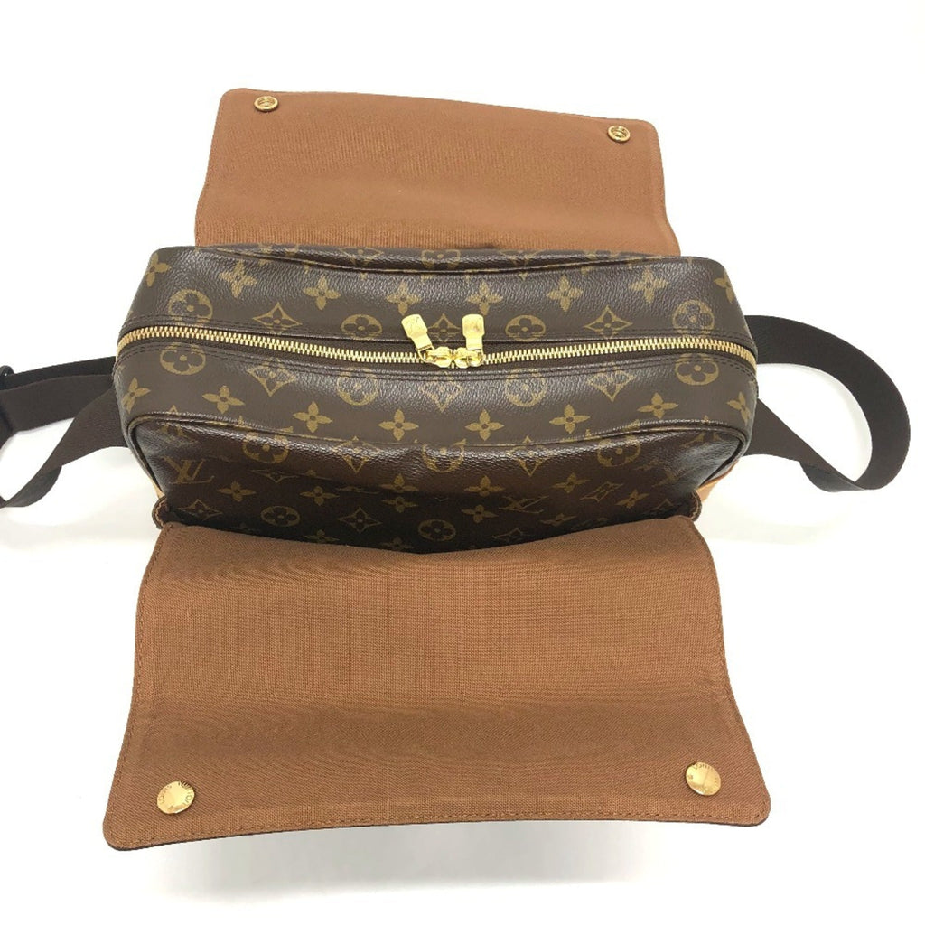 Louis Vuitton Brown Monogram Canvas Messenger Bag Shoulder Bag (Pre-Owned)