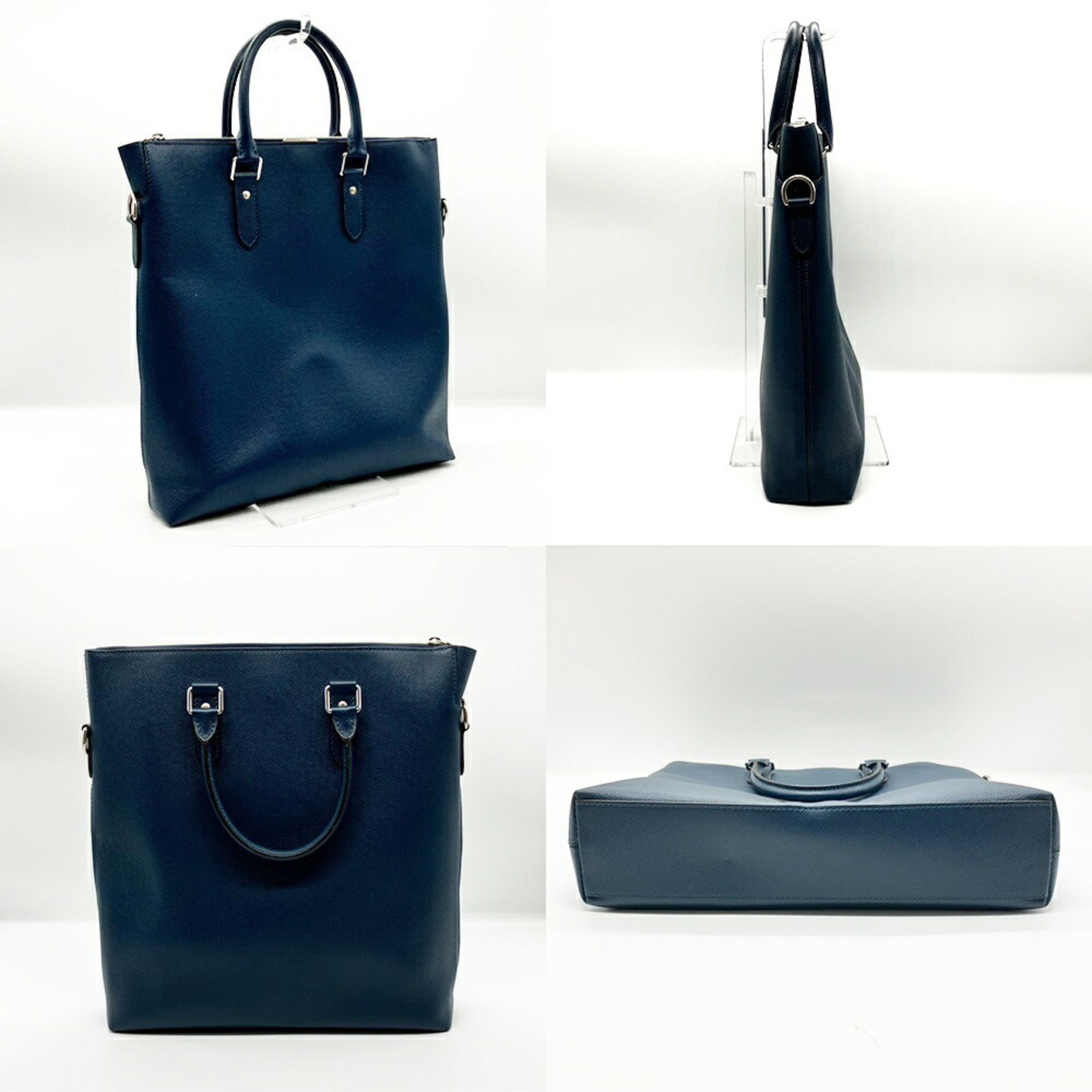 Louis Vuitton Taiga Taiga Leather Handbag Tote Bag (Pre-Owned)