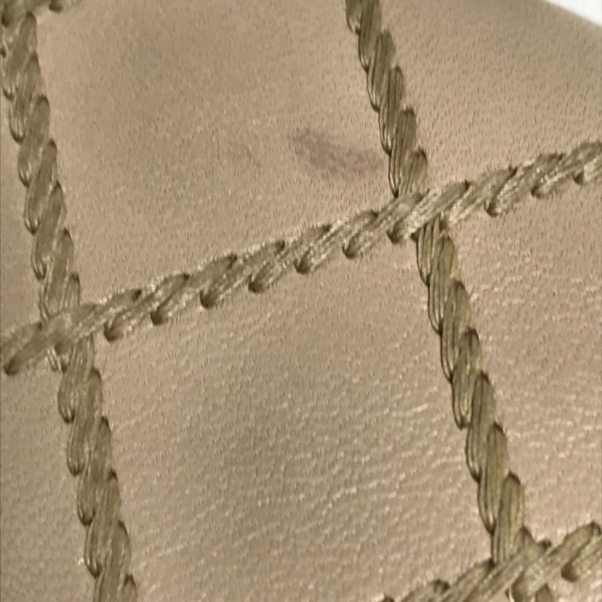Chanel Beige Leather Long Wallet (Bi-Fold) (Pre-Owned)