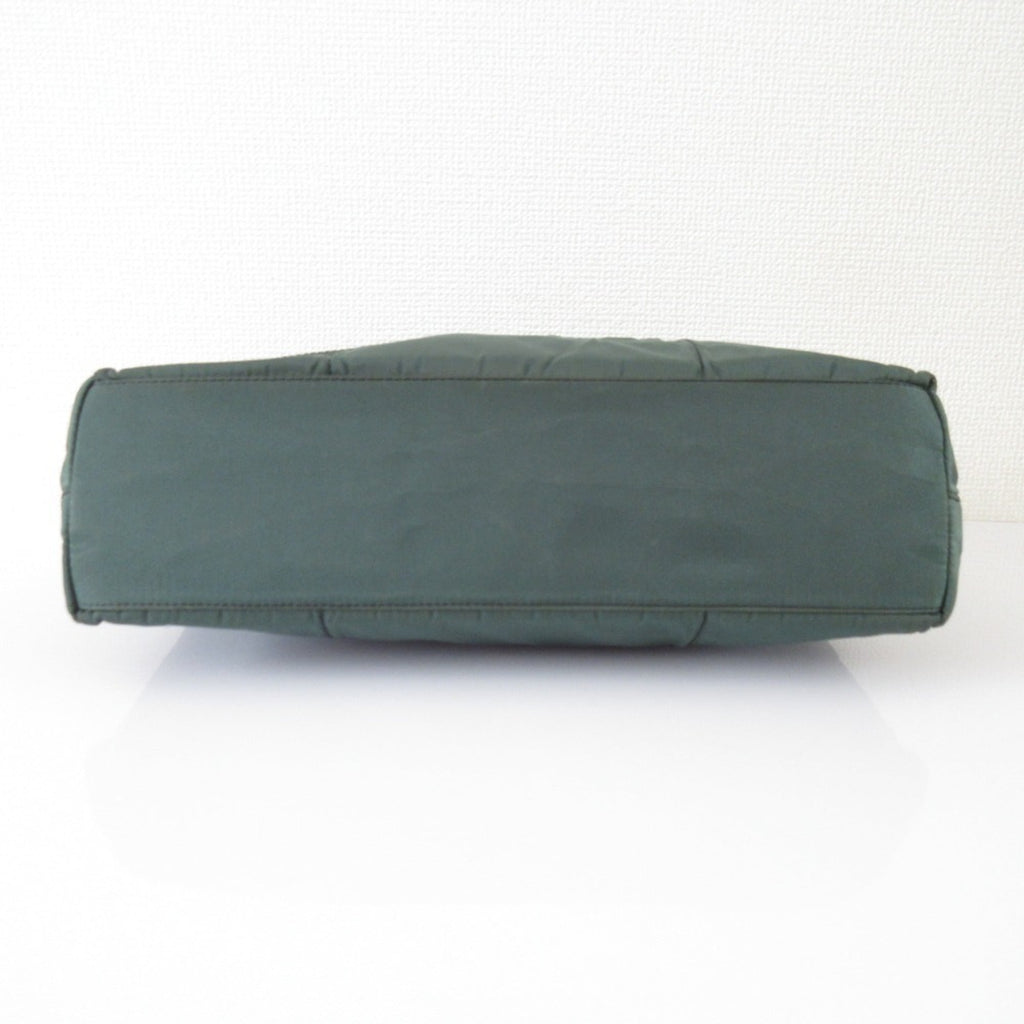 Prada Green Quilting Shoulder Bag (Pre-Owned)