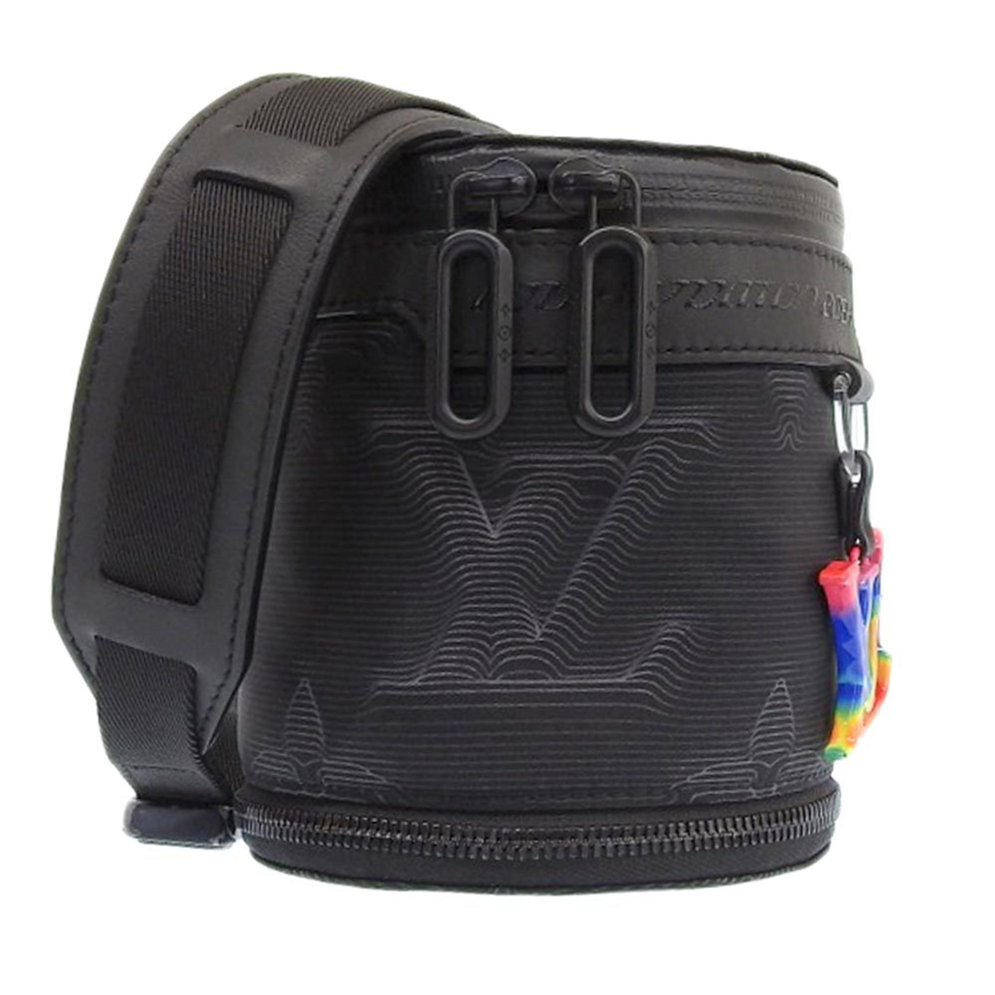 Louis Vuitton Black Multi-Color Nylon Shoulder Bag (Pre-Owned)
