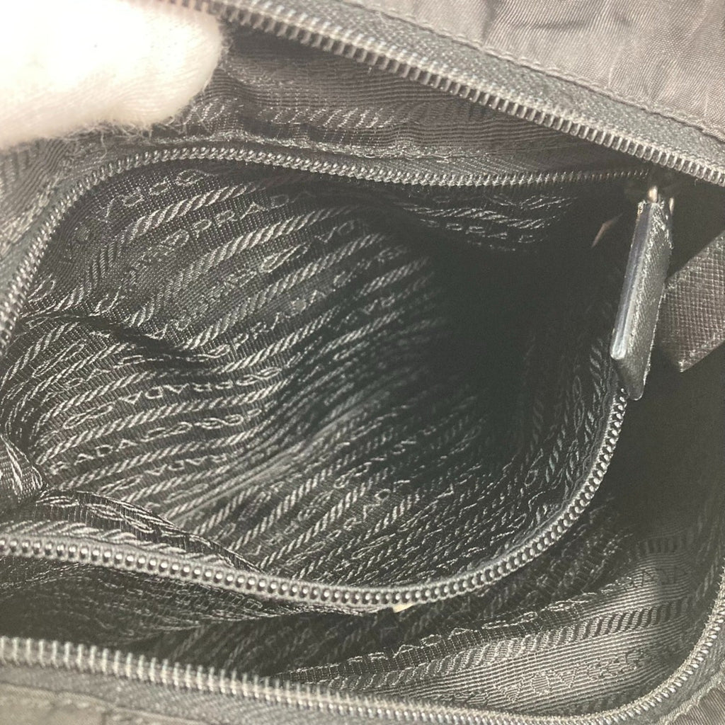 Prada Black Nylon Pochette Shoulder Bag (Pre-Owned)