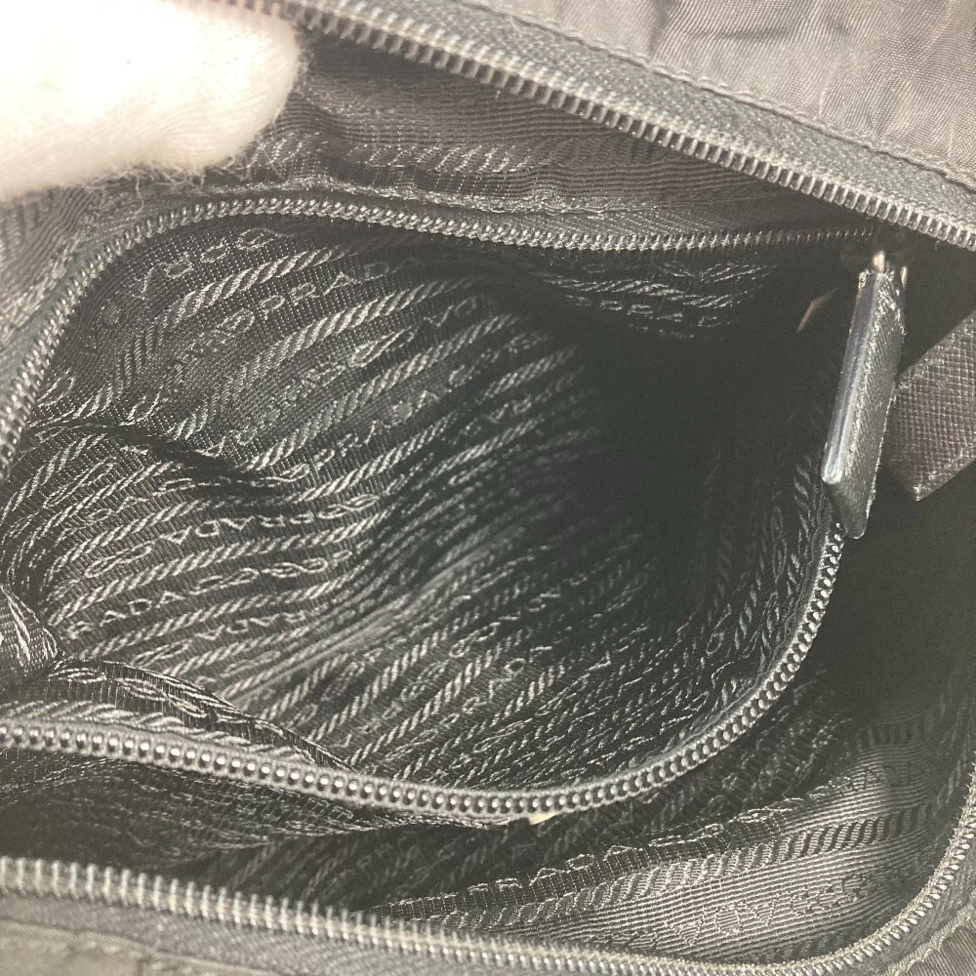 Prada Black Nylon Pochette Shoulder Bag (Pre-Owned)
