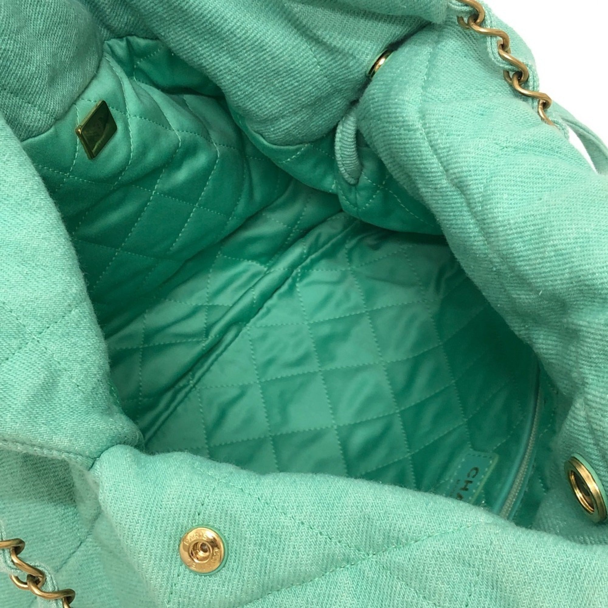Chanel Matelasse Green Turquoise Denim Handbag Shoulder Bag (Pre-Owned)