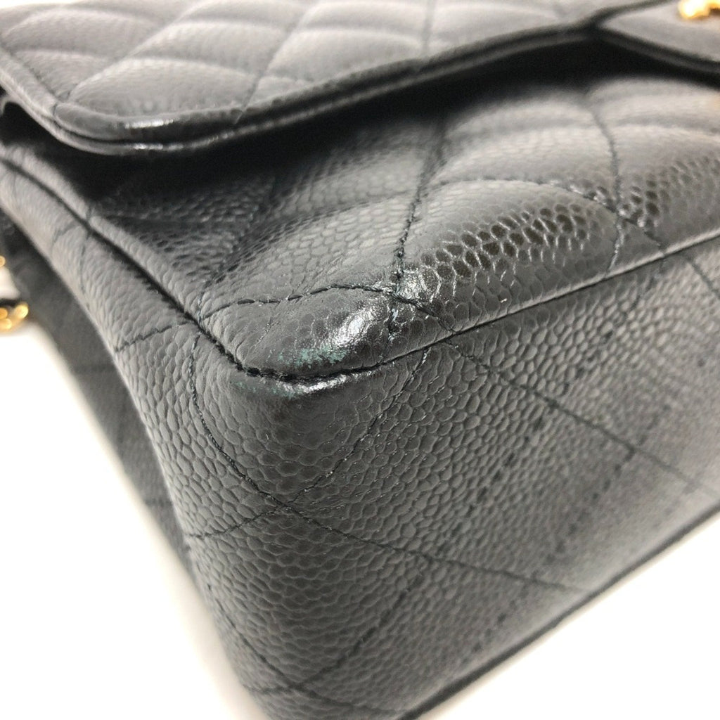 Chanel Black Leather Shoulder Bag (Pre-Owned)
