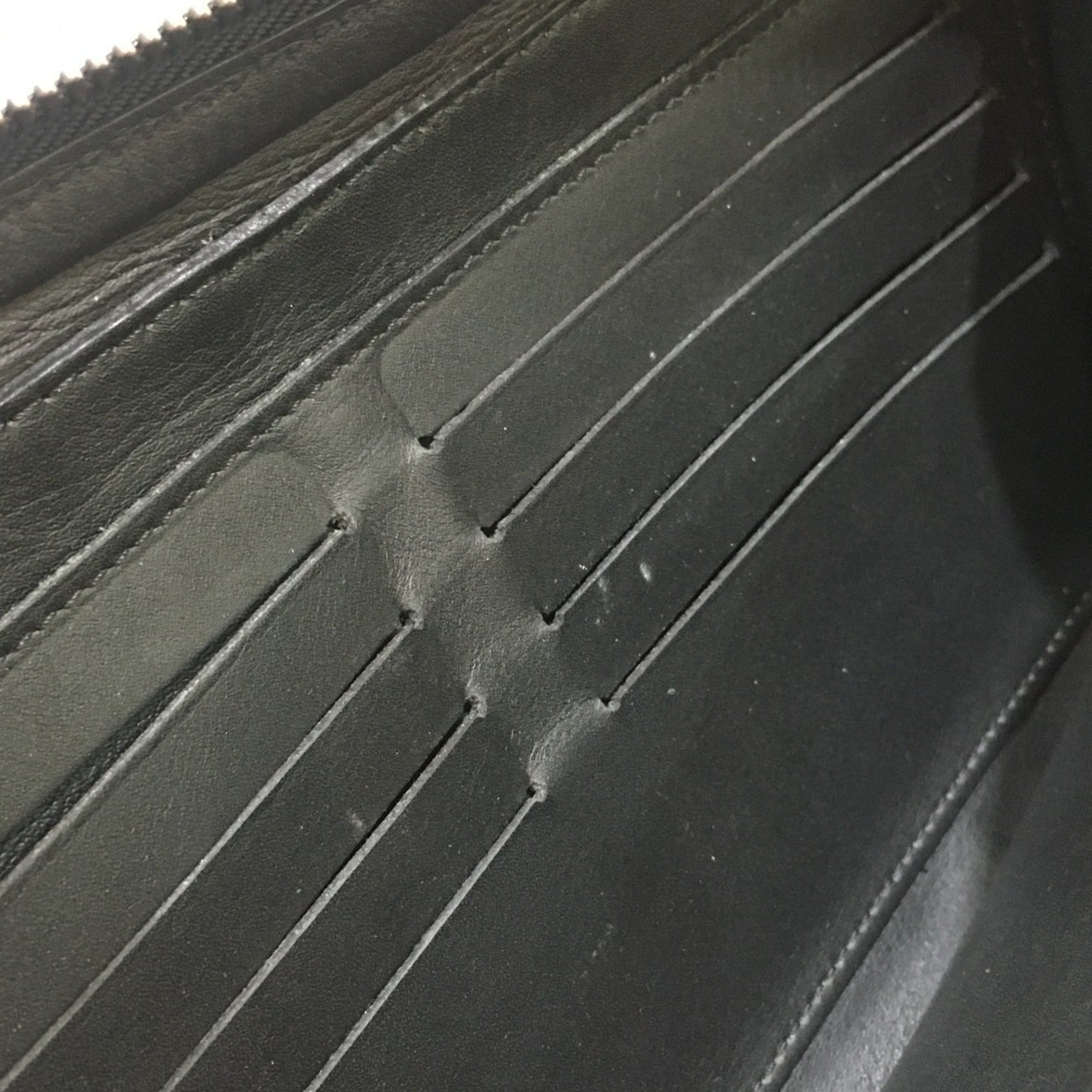 Louis Vuitton Black Other Long Wallet (Bi-Fold) (Pre-Owned)