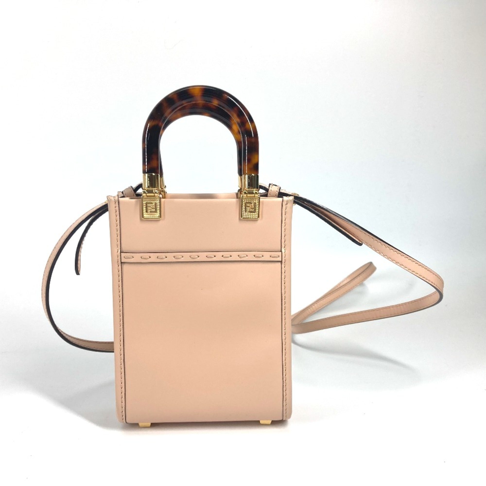 Fendi Beige Leather Handbag (Pre-Owned)
