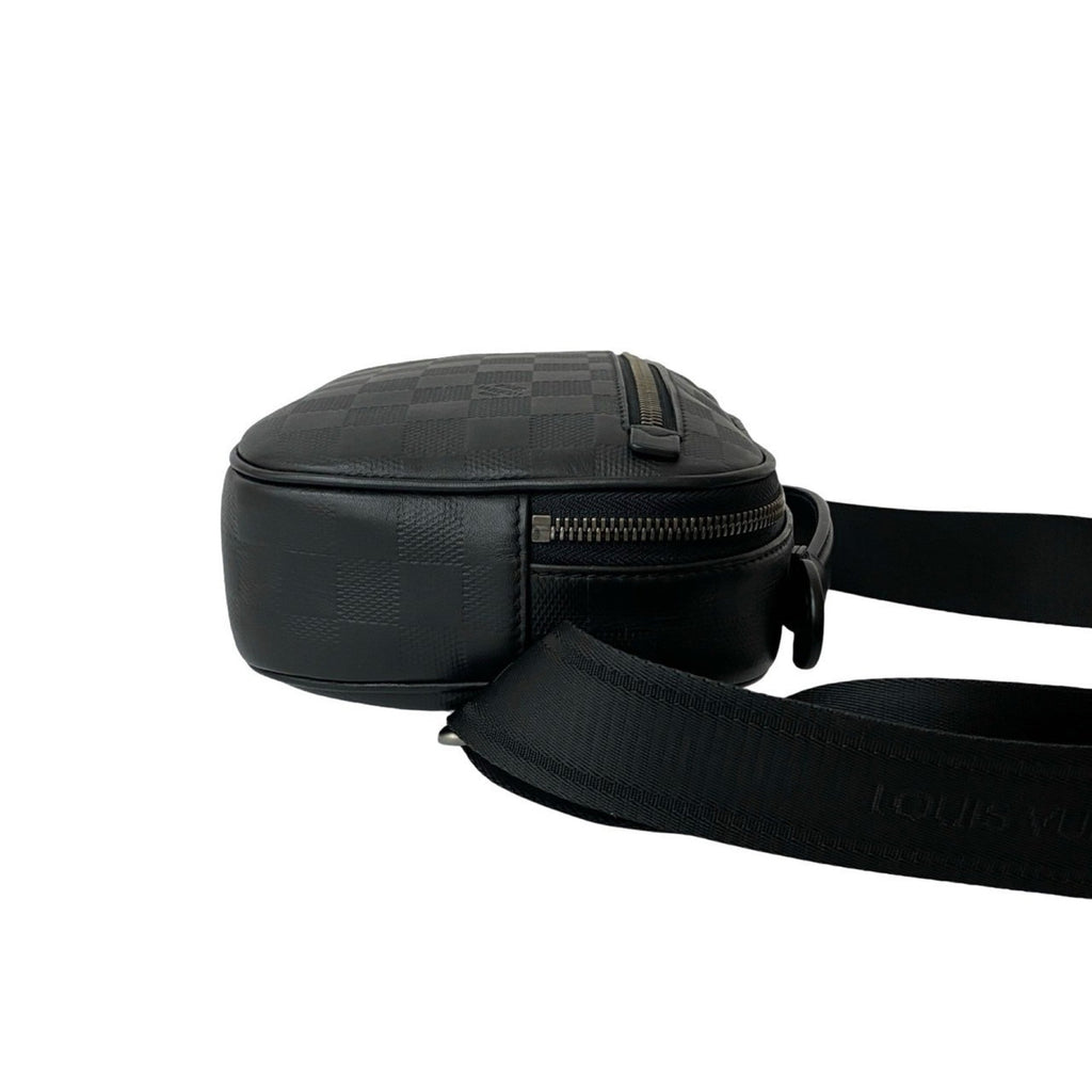 Louis Vuitton Black Leather Handbag Sling Bag (Pre-Owned)