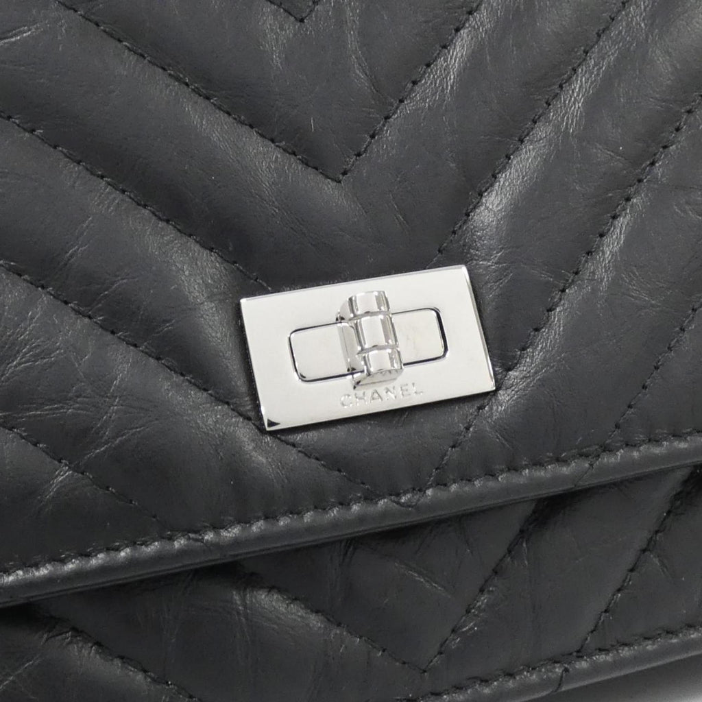 Chanel Black Leather Chain/Shoulder Wallet (Pre-Owned)