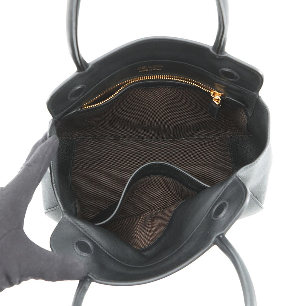 Prada Black Leather Handbag (Pre-Owned)
