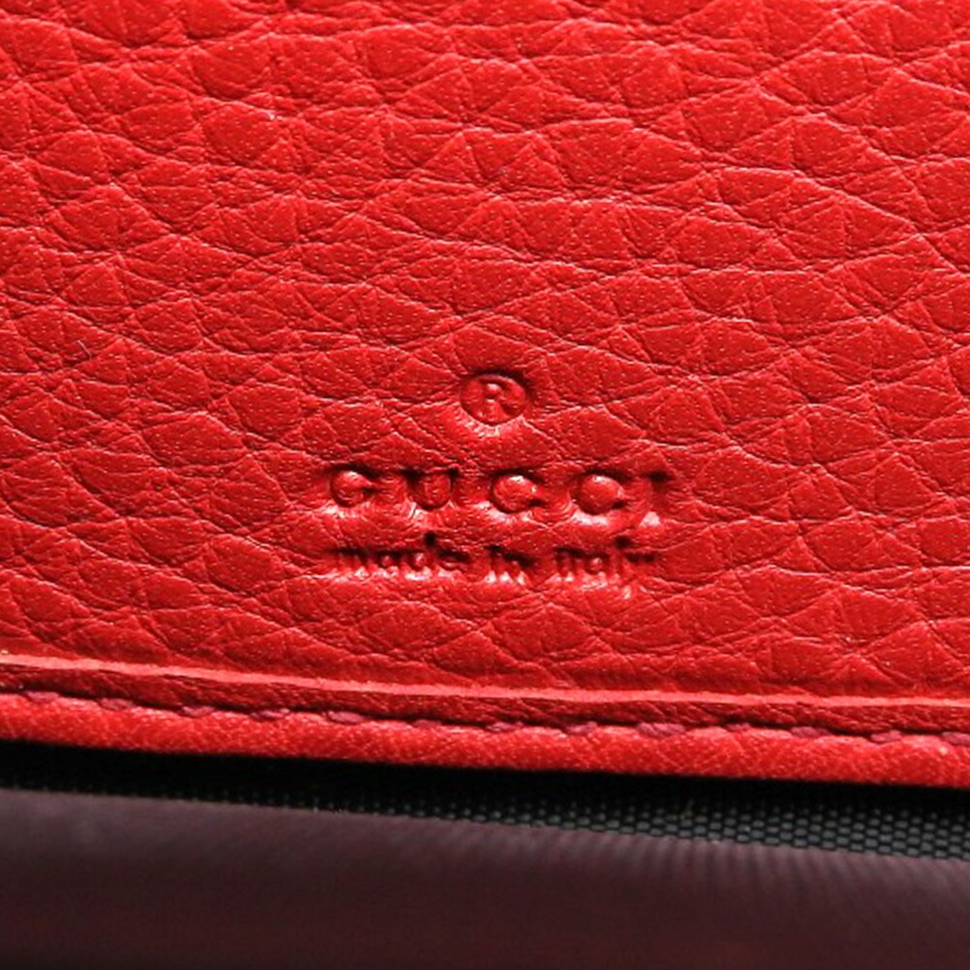Gucci Red Color Leather Long Wallet (Bi-Fold) (Pre-Owned)