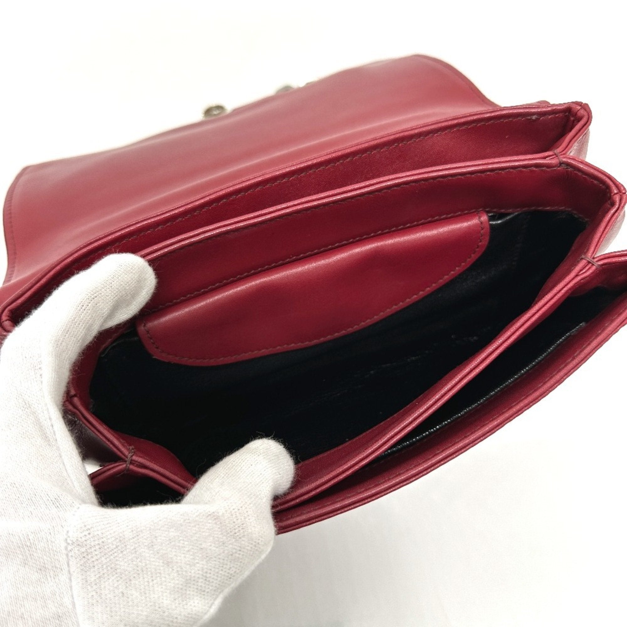 Prada Red Color Leather Shoulder Bag (Pre-Owned)