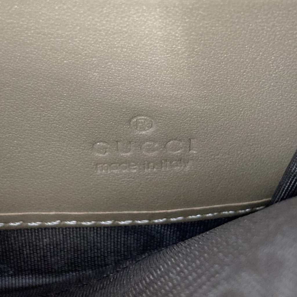 Gucci Beige Suede Shoulder Bag (Pre-Owned)
