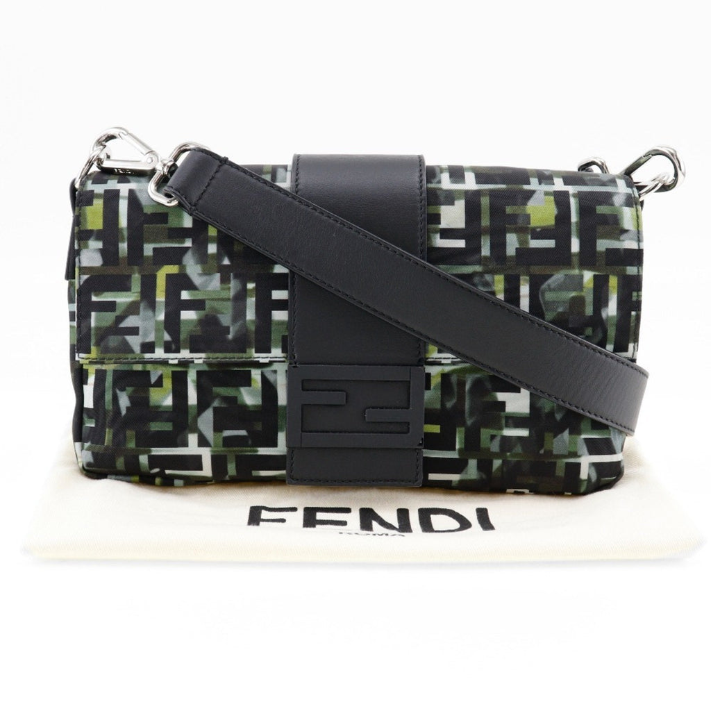 Fendi Black Nylon Shoulder Bag (Pre-Owned)