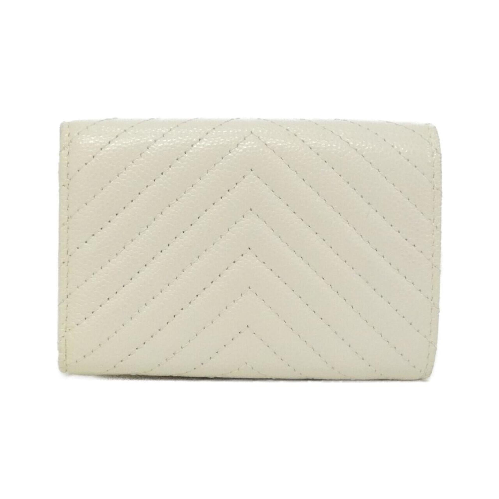 Chanel White Grained Calfskin Wallet (Bi-Fold) (Pre-Owned)