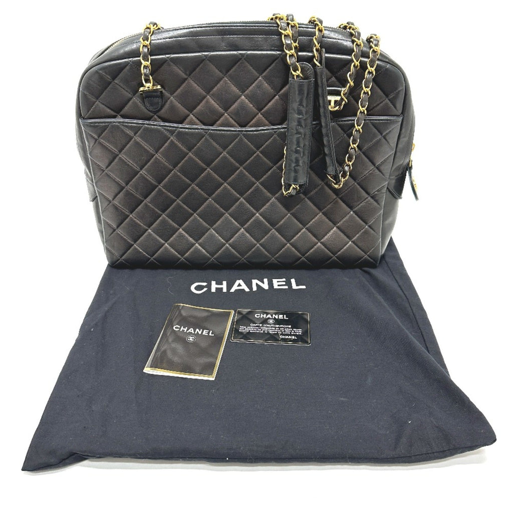 Chanel Black Leather Shoulder Bag (Pre-Owned)