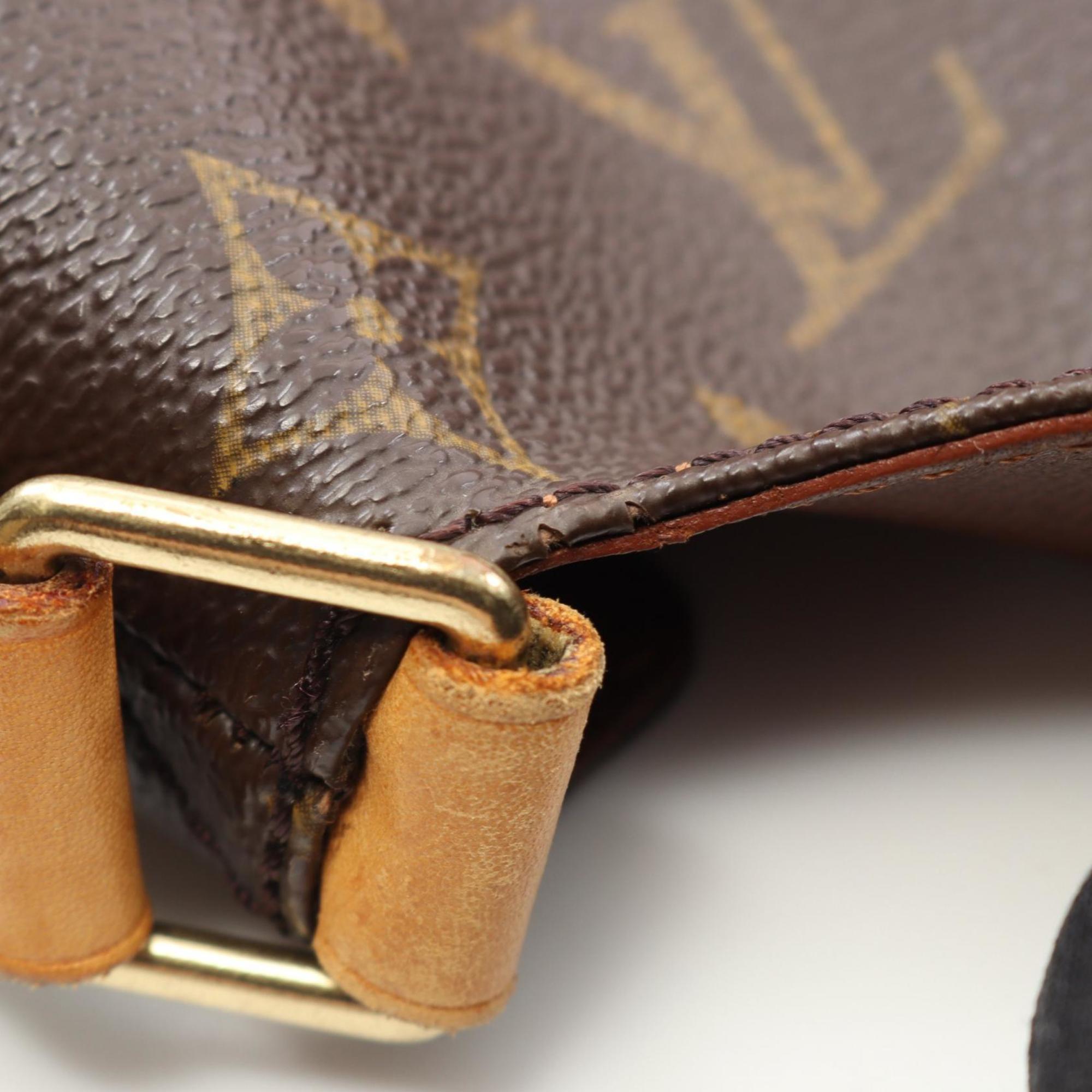 Louis Vuitton Brown Coated Canvas Shoulder Bag (Pre-Owned)