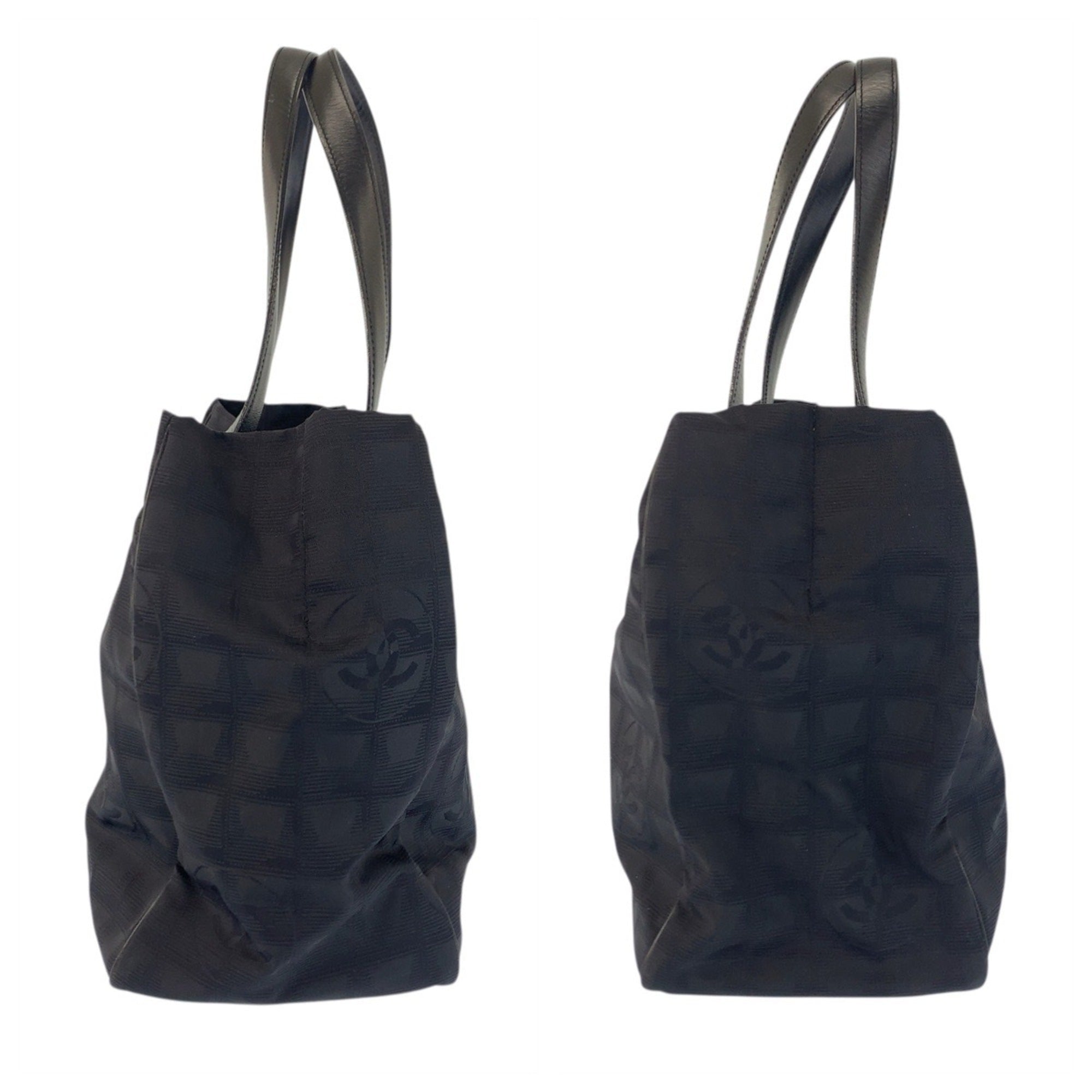 Chanel Black Nylon Leather Shoulder Bag Tote Bag (Pre-Owned)
