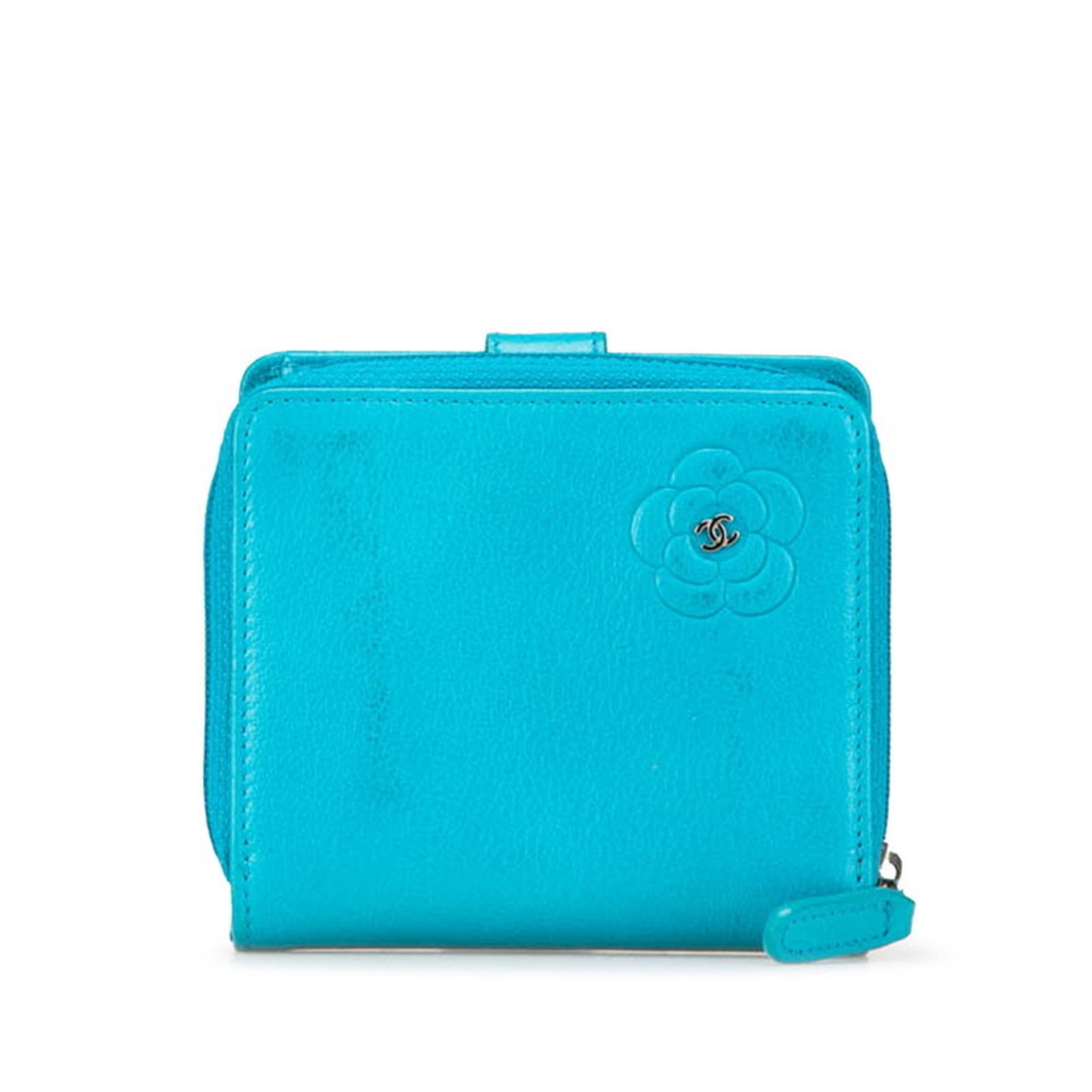 Chanel Light Blue Leather Wallet (Bi-Fold) (Pre-Owned)