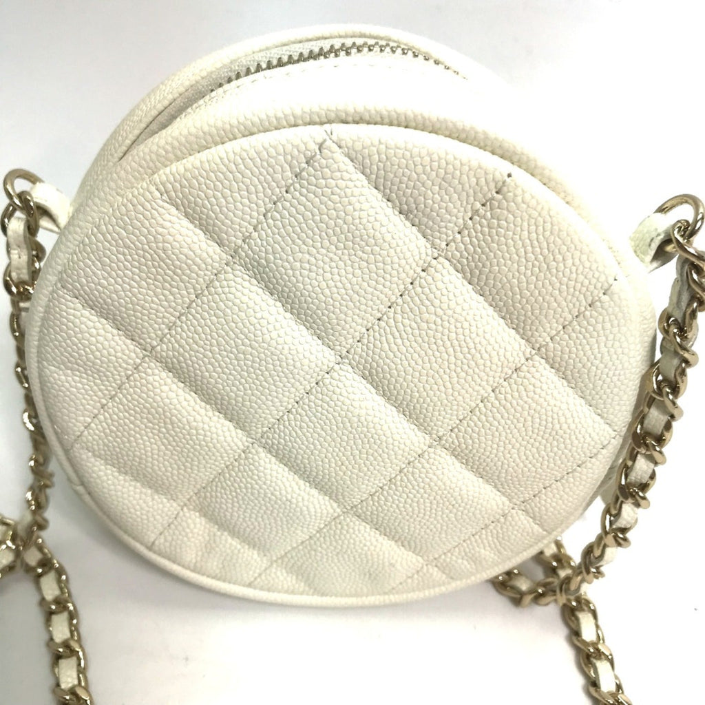 Chanel White Leather Shoulder Bag (Pre-Owned)