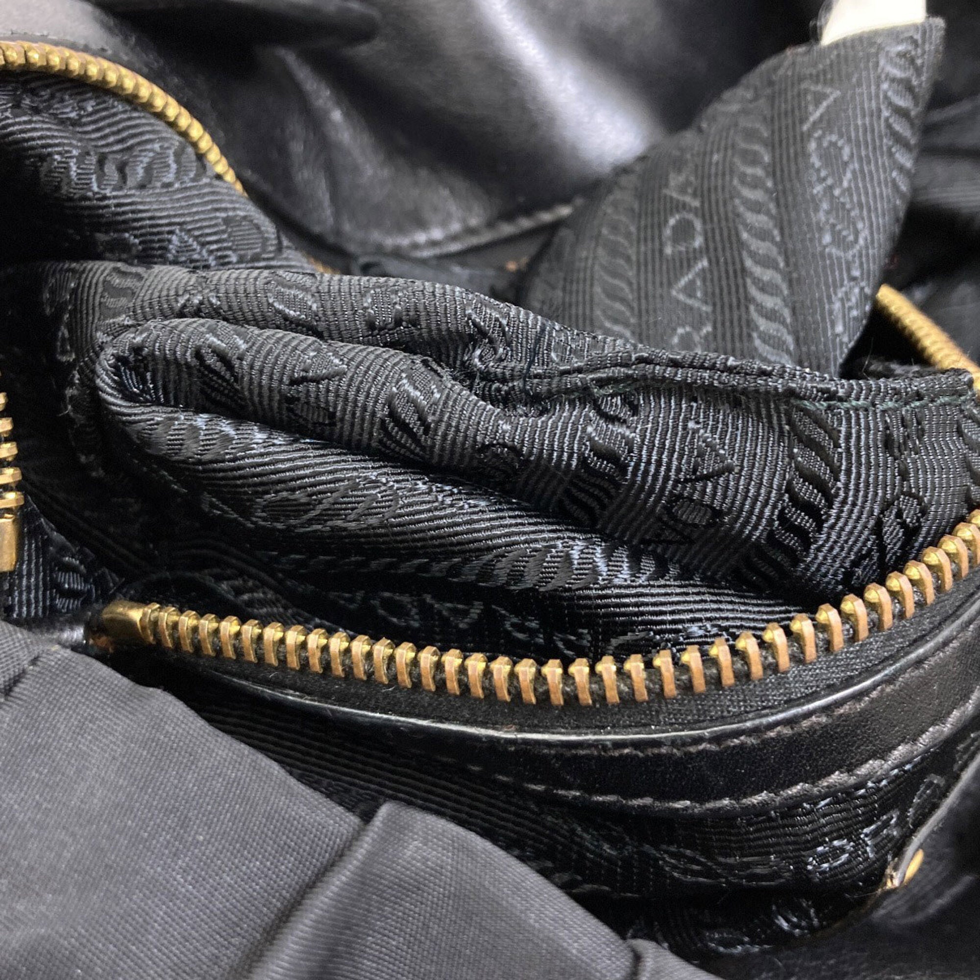 Prada Black Nylon Tote Bag (Pre-Owned)