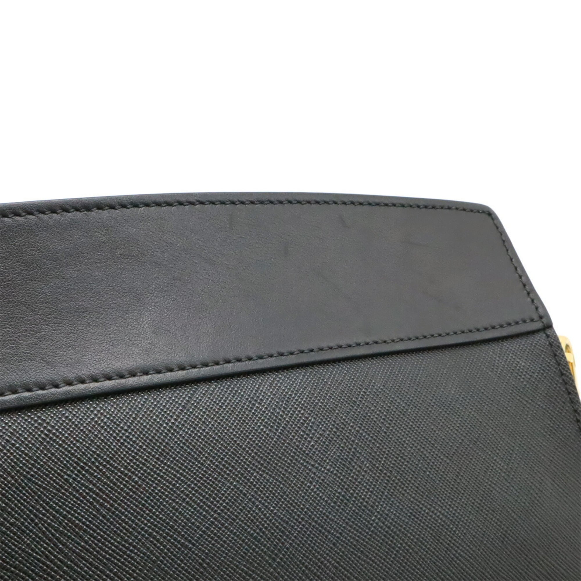 Prada Black Nero Leather Shoulder Bag (Pre-Owned)