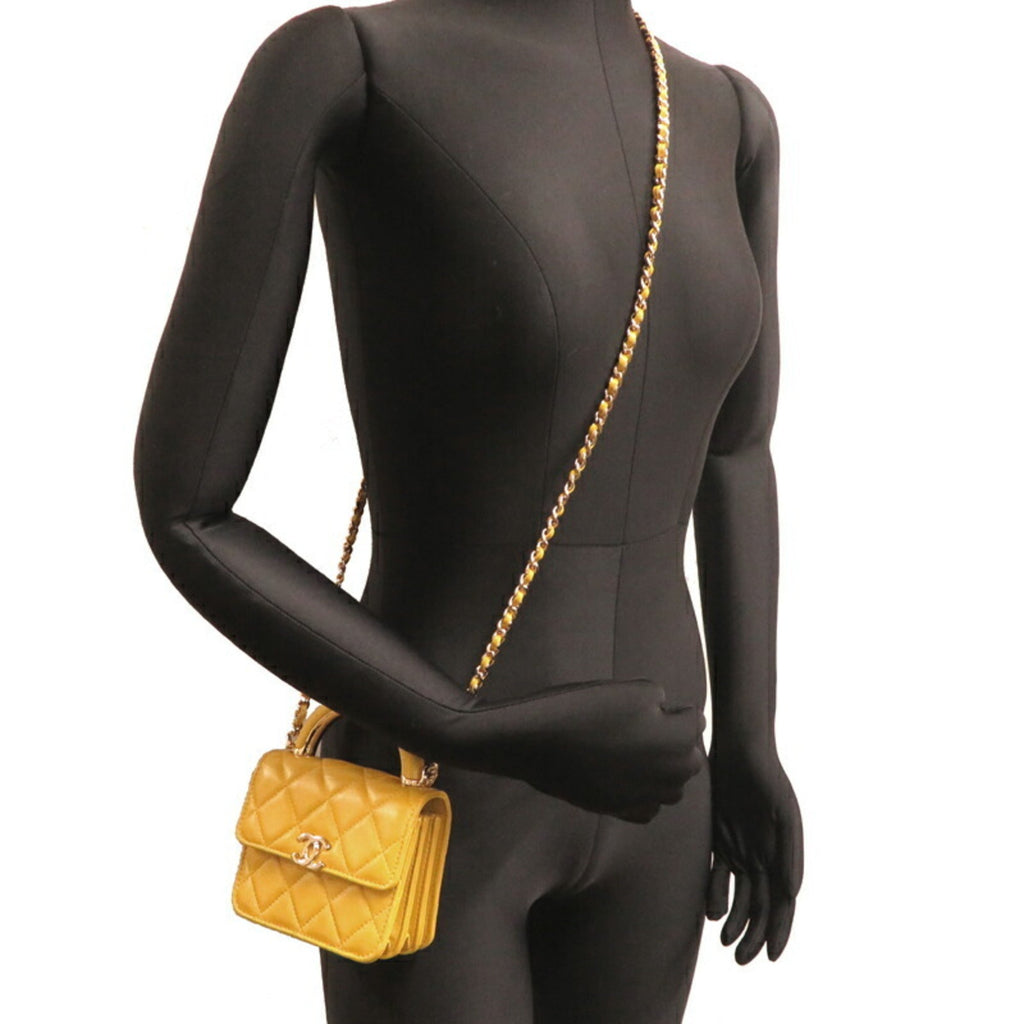 Chanel Yellow Leather Shoulder Bag (Pre-Owned)