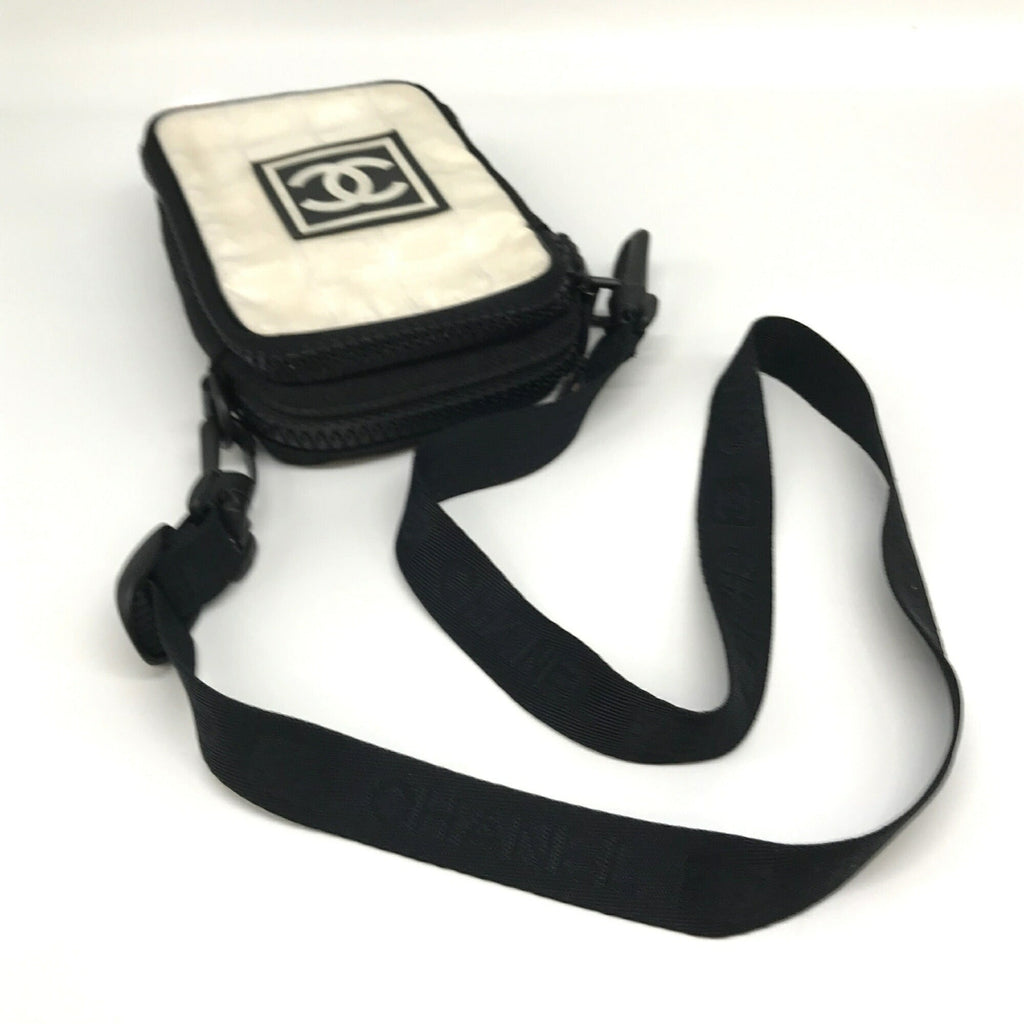 Chanel Sport Black Ivory Nylon Shoulder Bag (Pre-Owned)