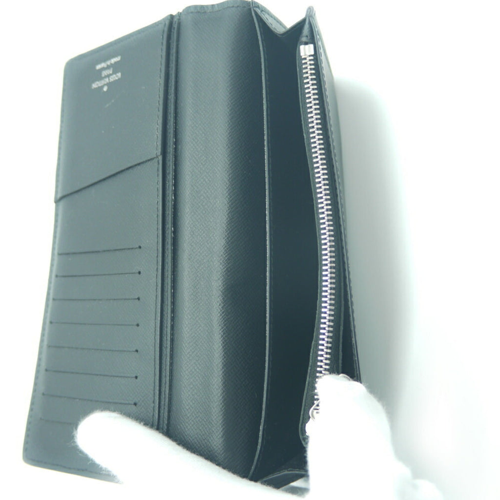 Louis Vuitton Noir Taiga Leather Long Wallet (Bi-Fold) (Pre-Owned)