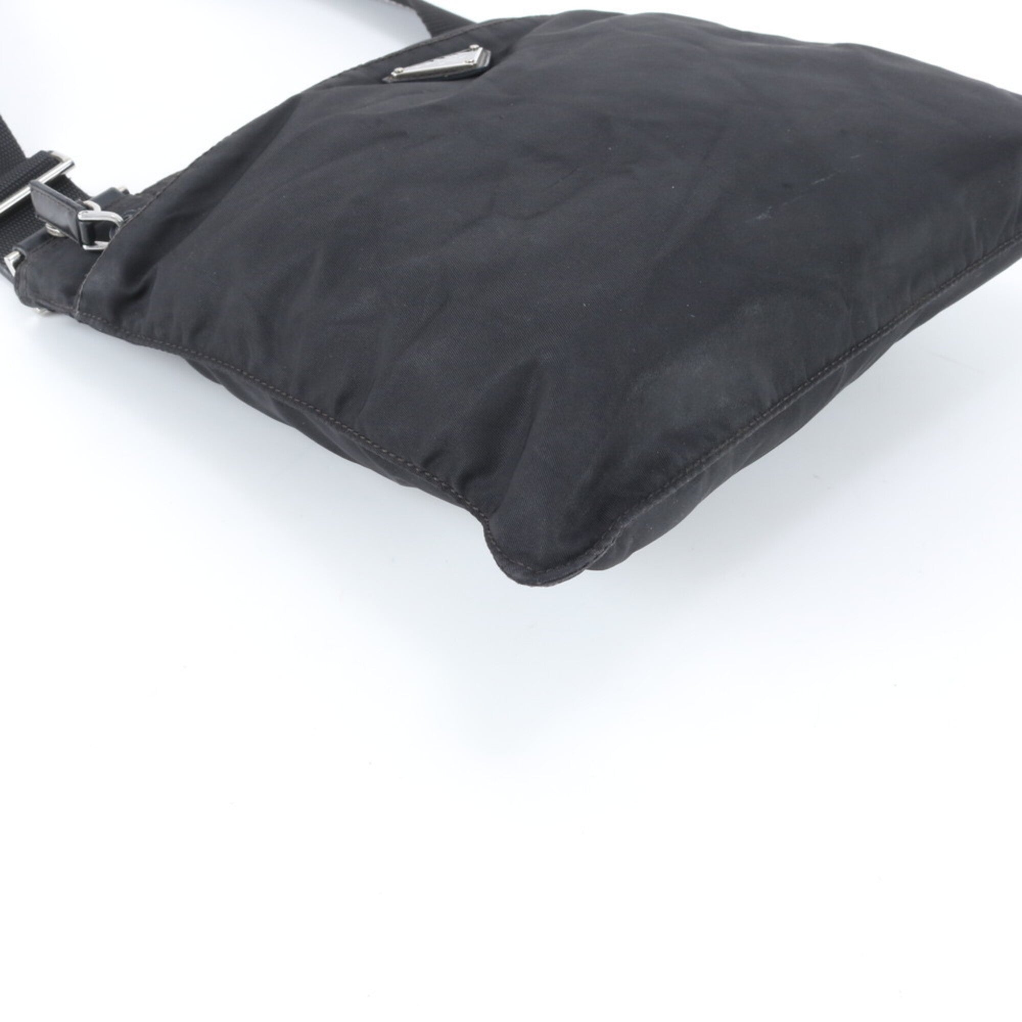 Prada Black Nylon Leather Shoulder Bag (Pre-Owned)