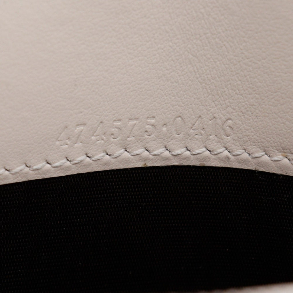 Gucci White Leather Chain/Shoulder Wallet (Pre-Owned)
