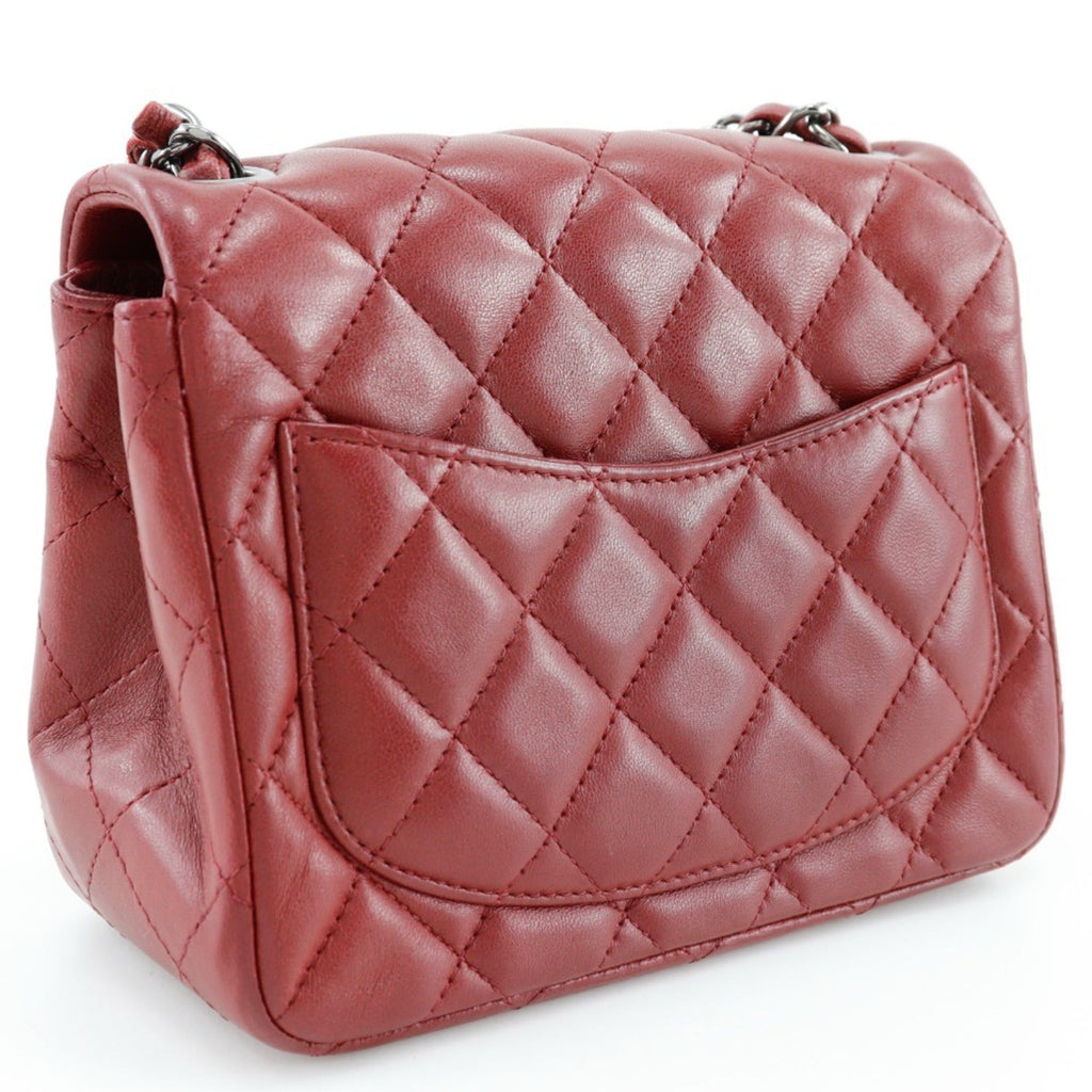 Chanel Red Color Leather Shoulder Bag (Pre-Owned)